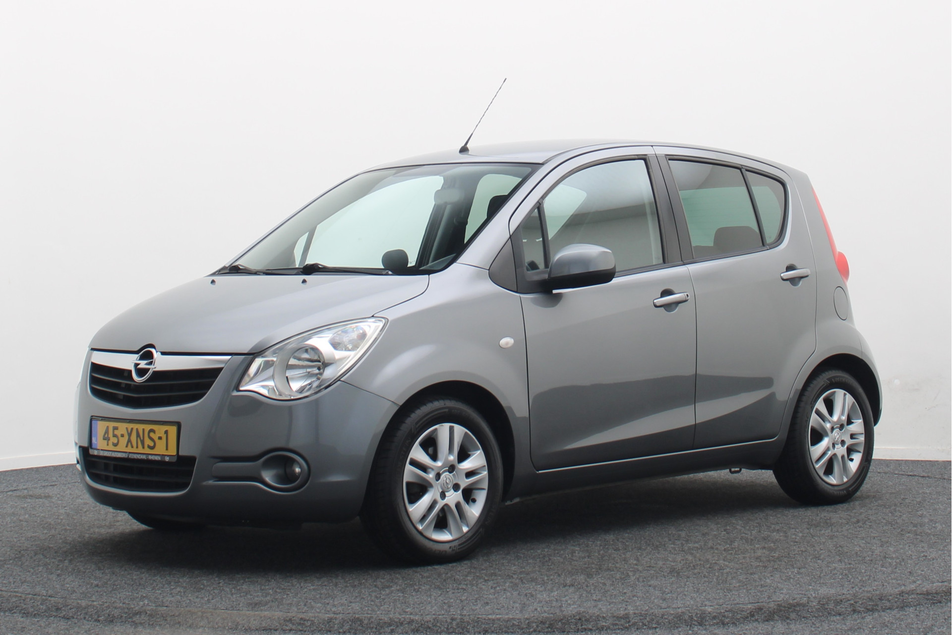 Foto van Opel Agila