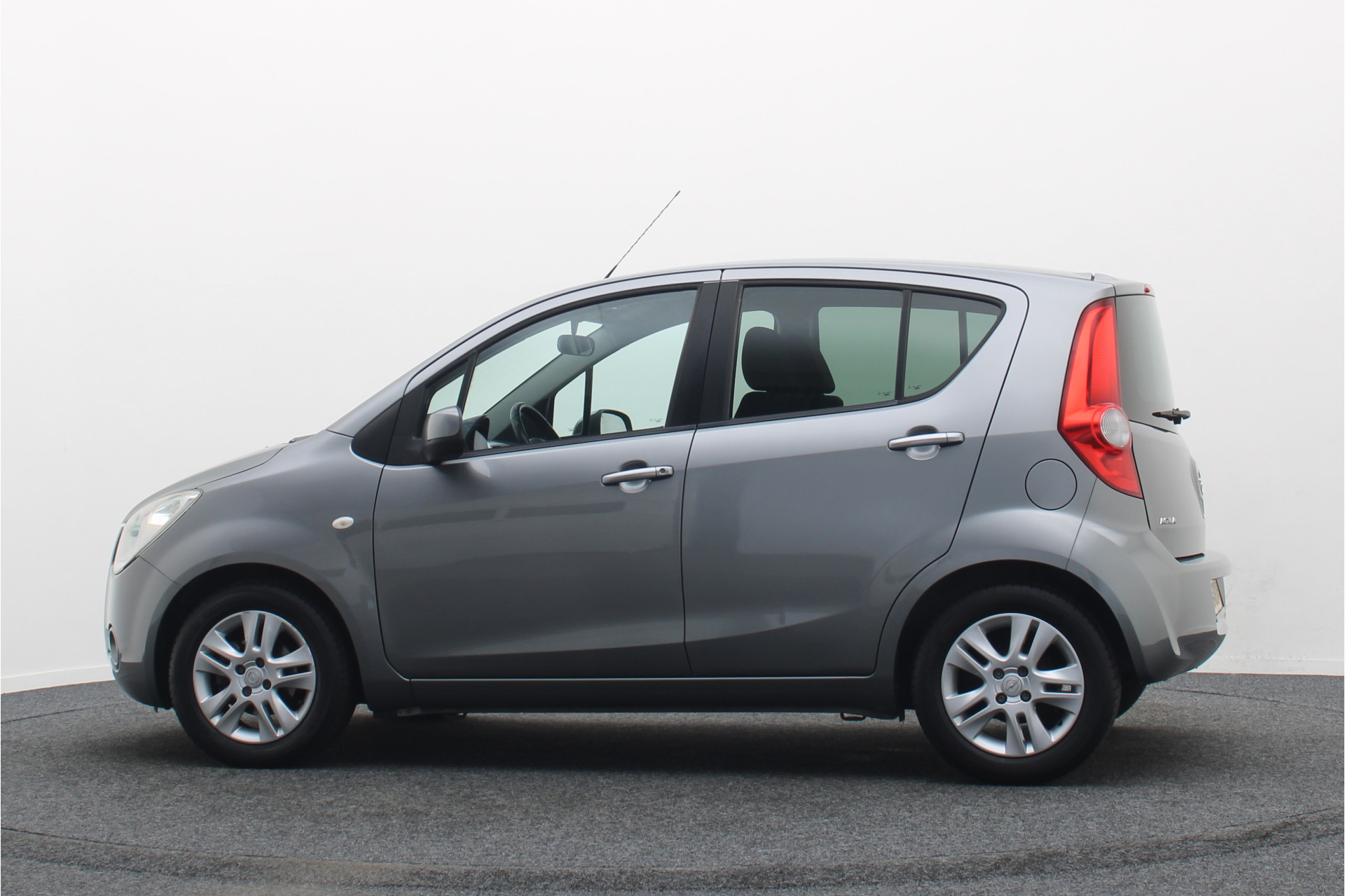 Foto van Opel Agila
