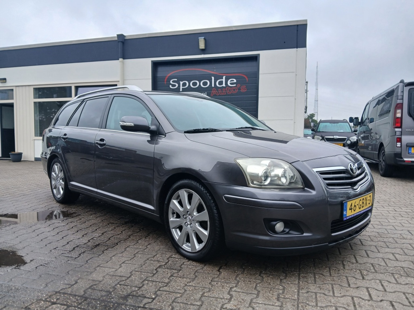 Toyota Toyota Avensis 2.0 VVTi Toyota dealer onderhouden/Apk 08-'27 2008 - voorkant