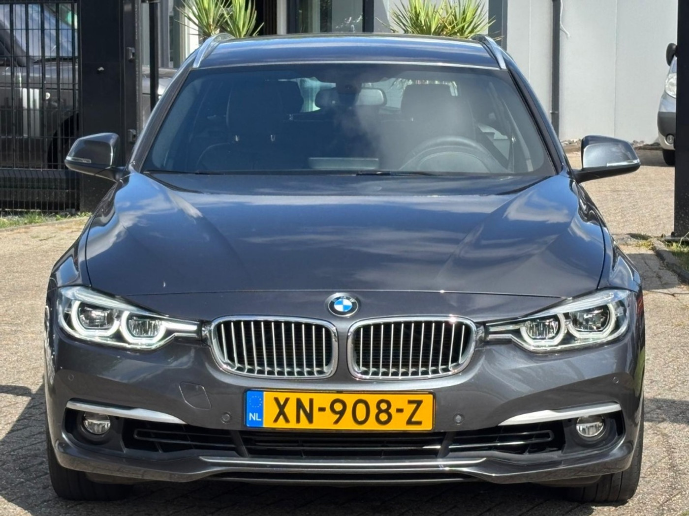 Foto van BMW 318i