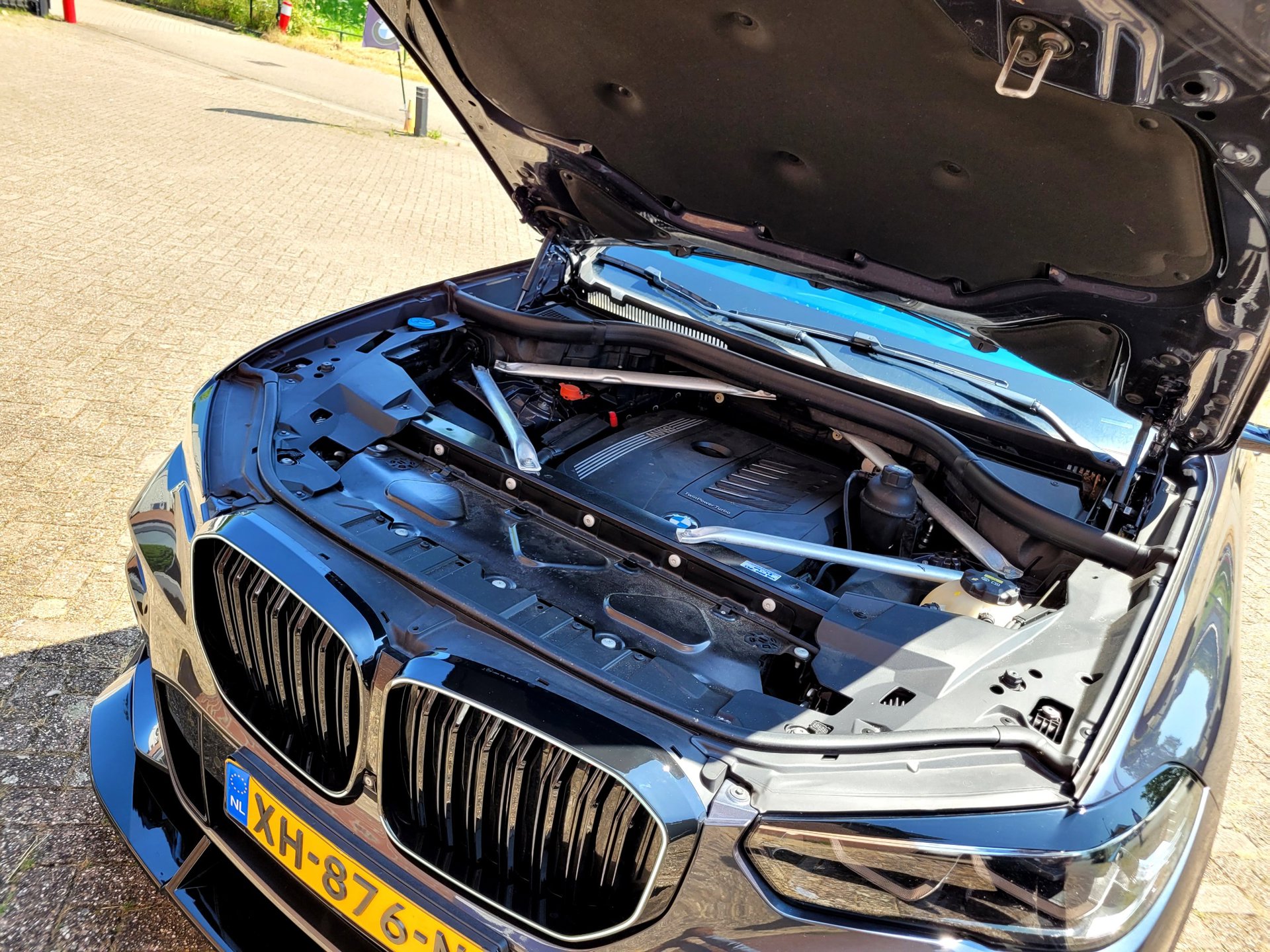 Foto van BMW X5 Xdrive40i