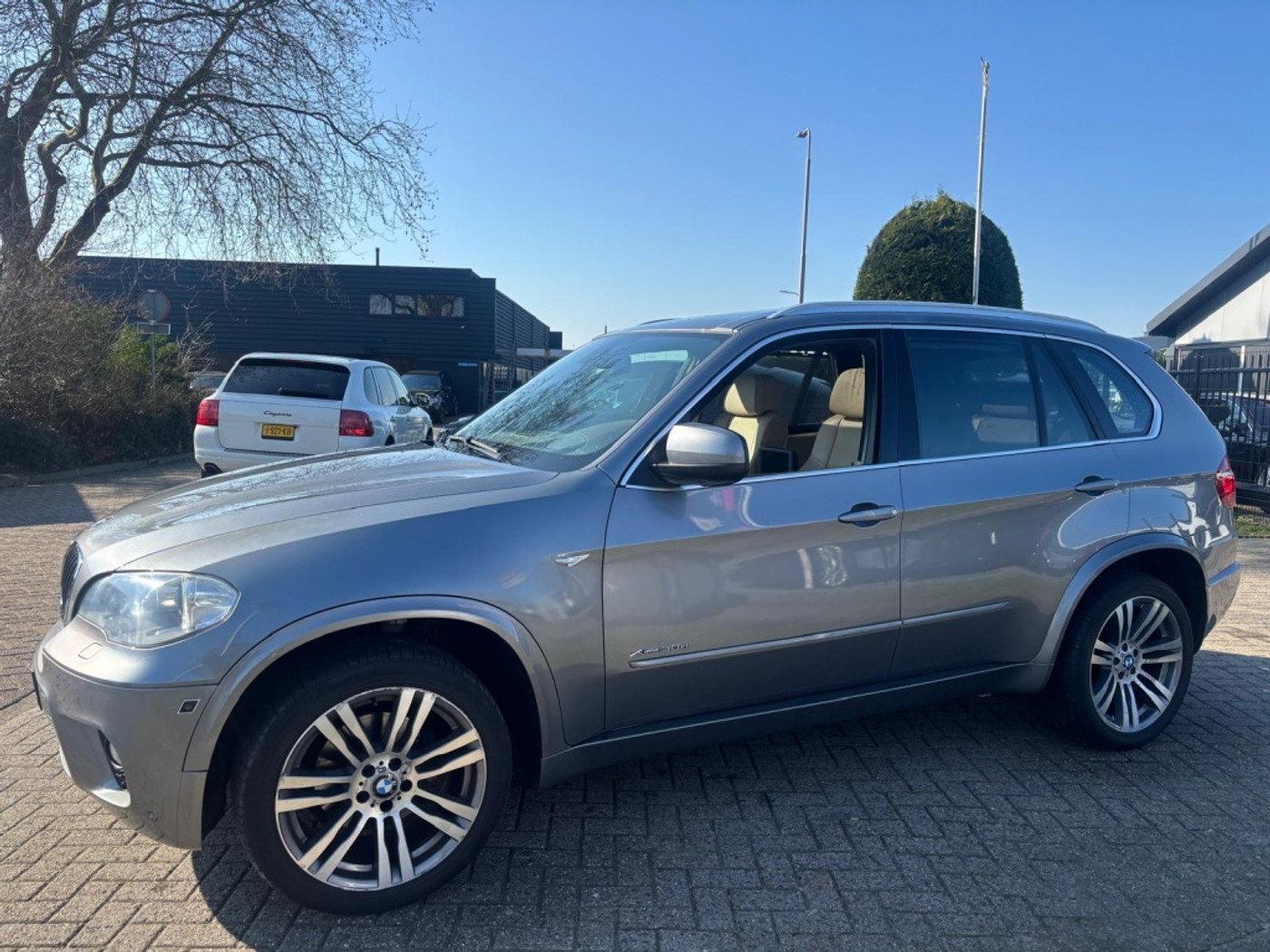 Foto van BMW X5 Xdrive30d