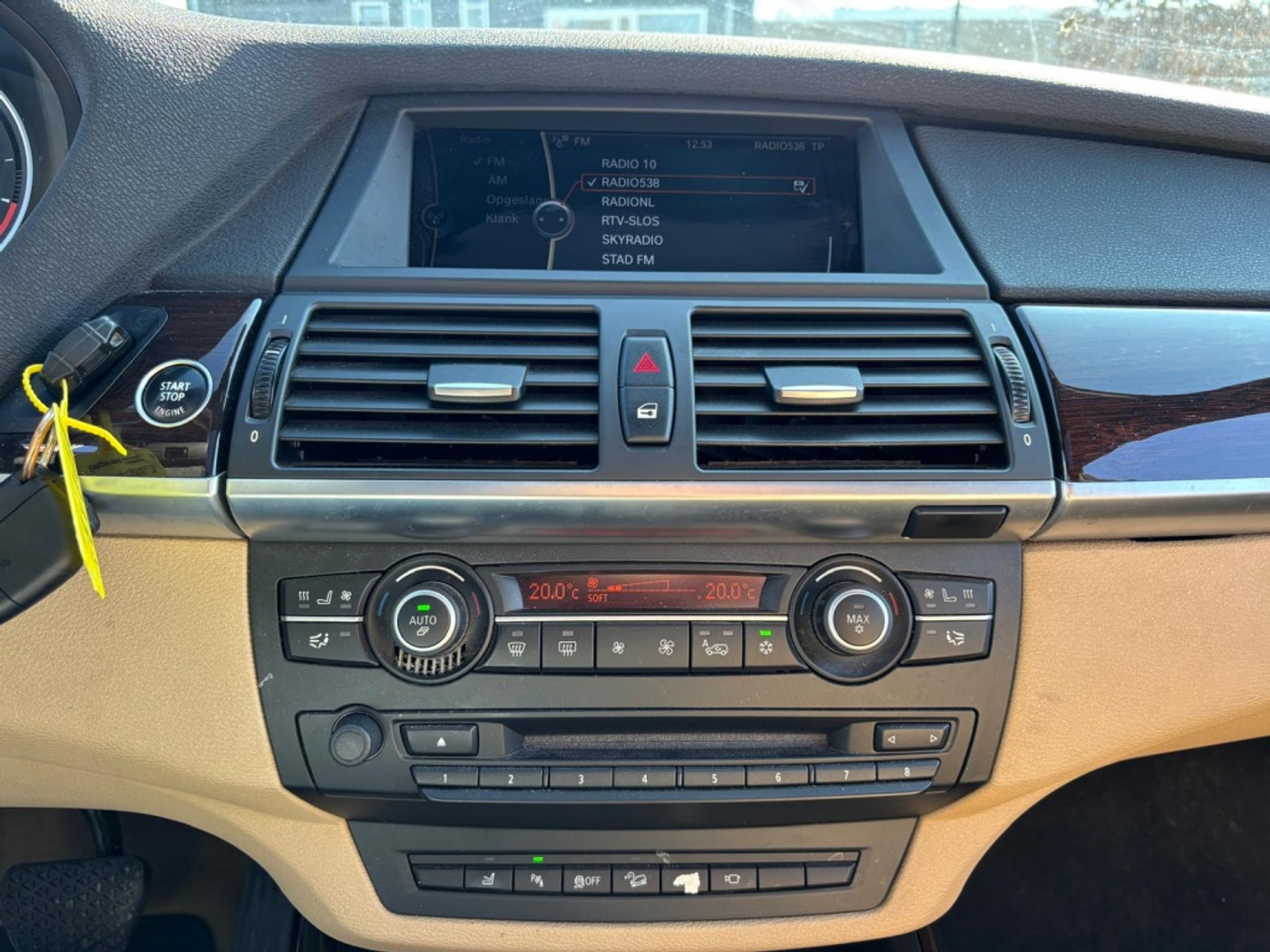 Foto van BMW X5 Xdrive30d
