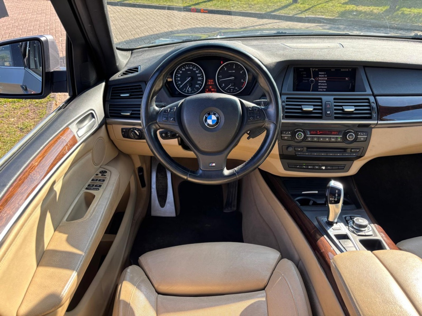 Foto van BMW X5 Xdrive30d