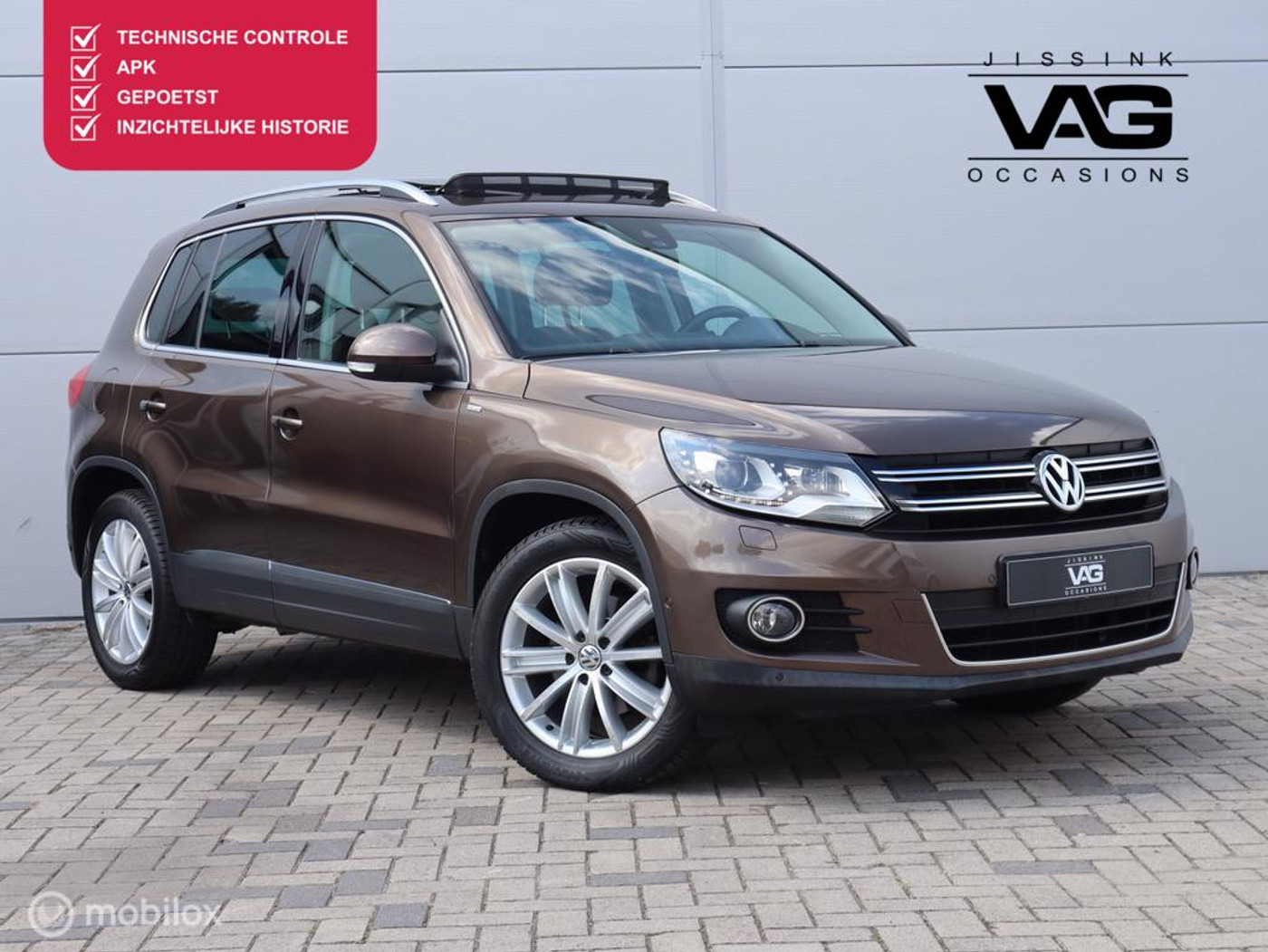 Volkswagen Tiguan 1.4 TSI Automaat Trekhaak Pano LED Lane Stoelverwarming 2014 - voorkant