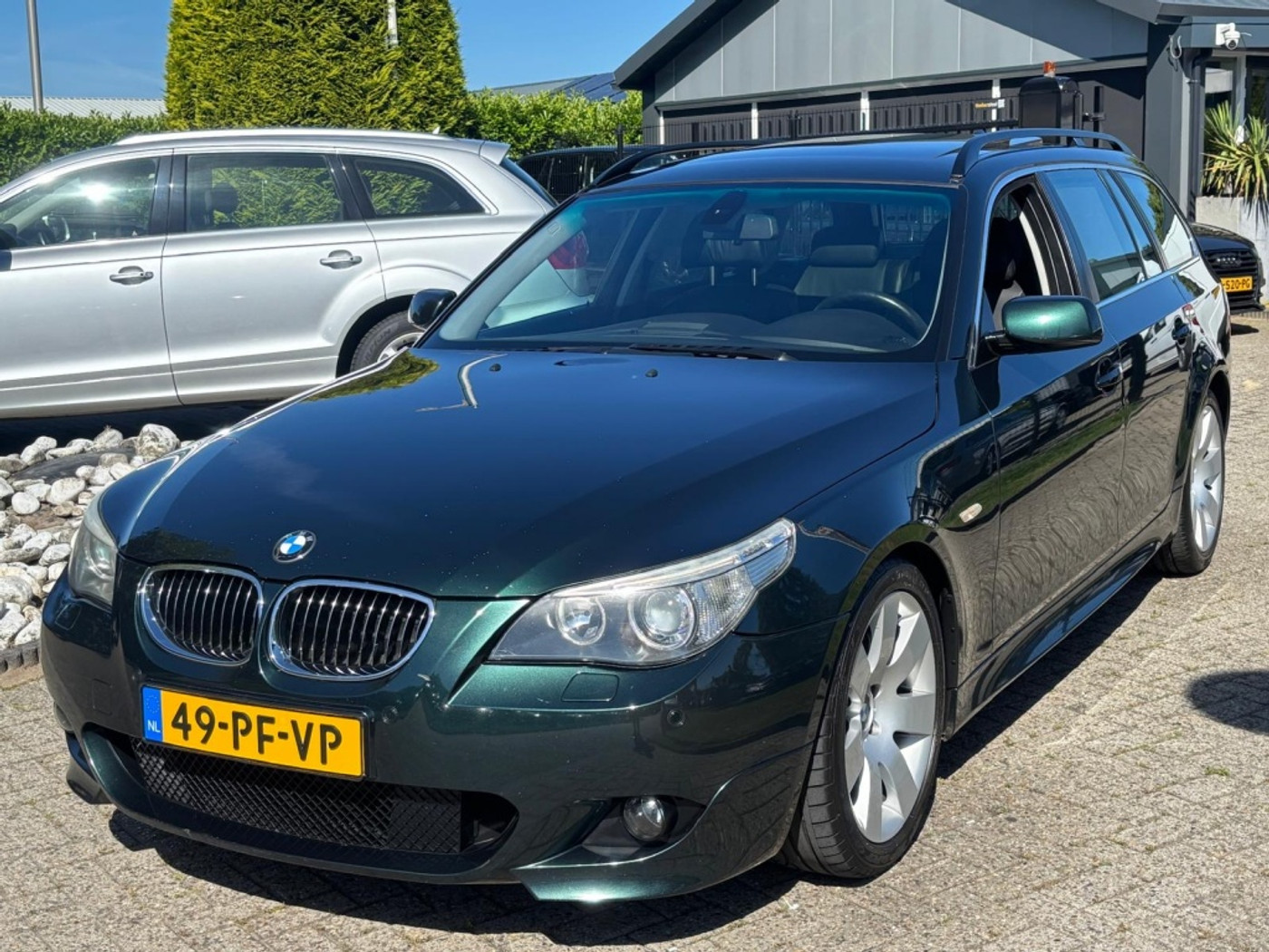 BMW 5er Reihe 545i V8 High Executive 2004 Dealer Auto 2004 - voorkant
