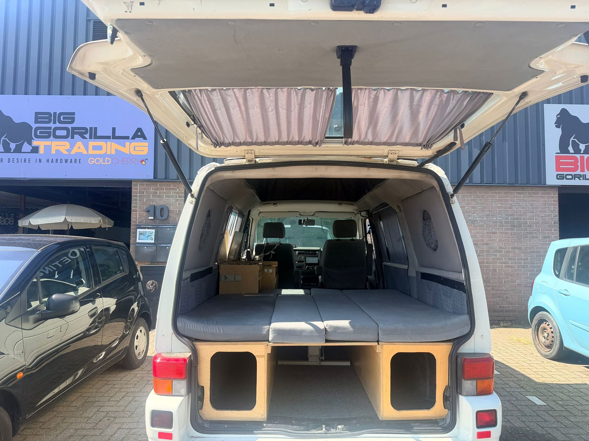 Foto van Volkswagen Transporter Bestel 1,0 Tdi 75 KW