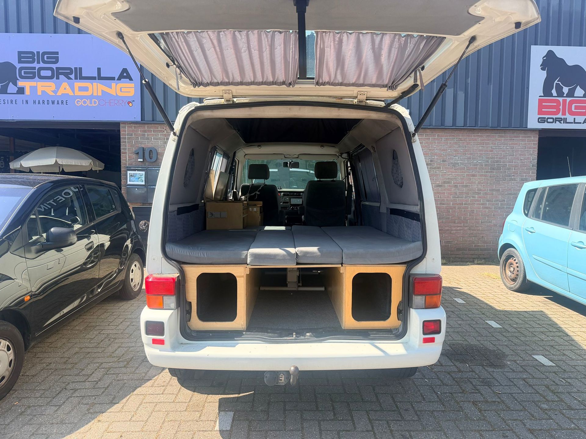Foto van Volkswagen Transporter Bestel 1,0 Tdi 75 KW