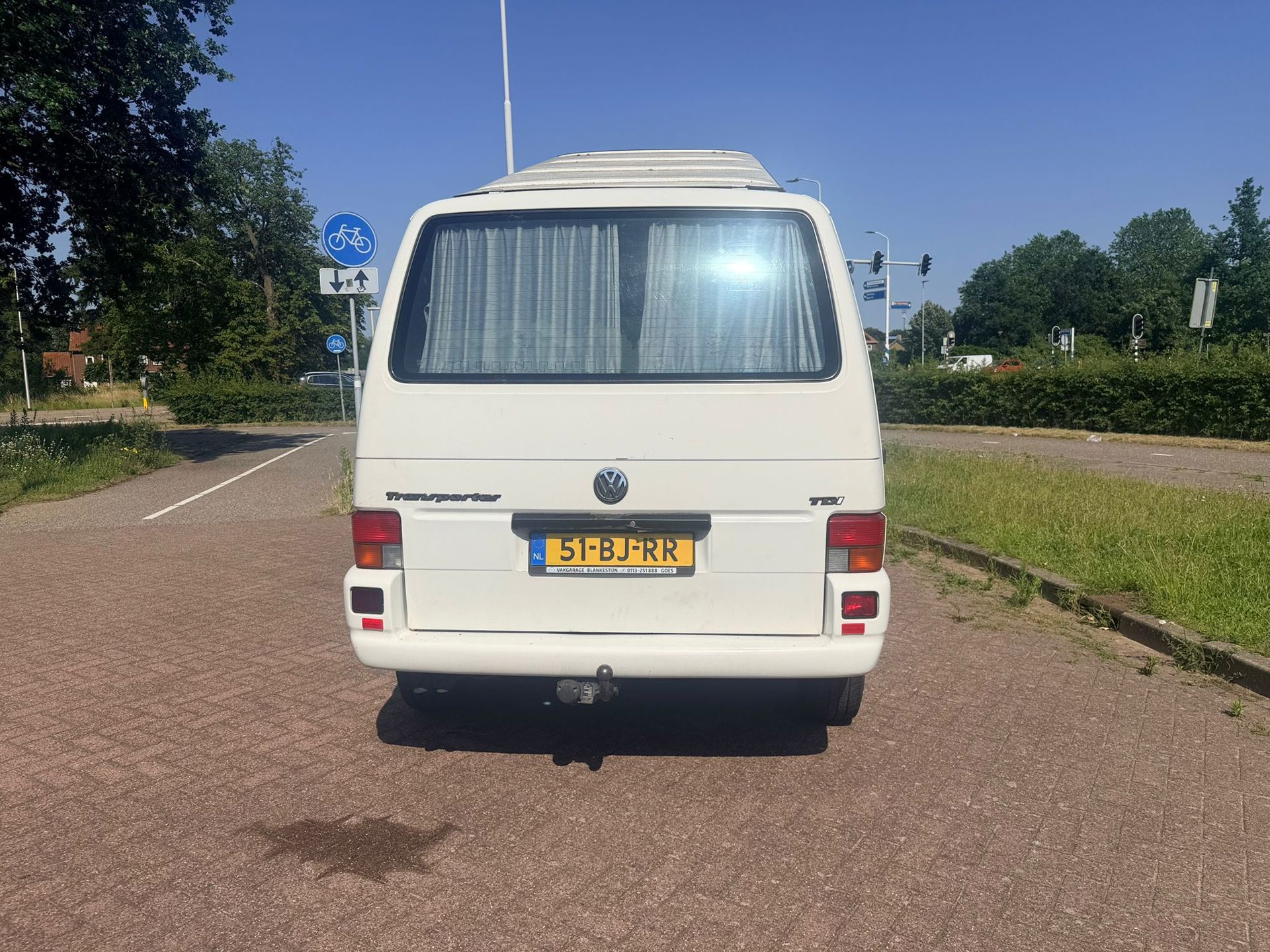 Foto van Volkswagen Transporter Bestel 1,0 Tdi 75 KW