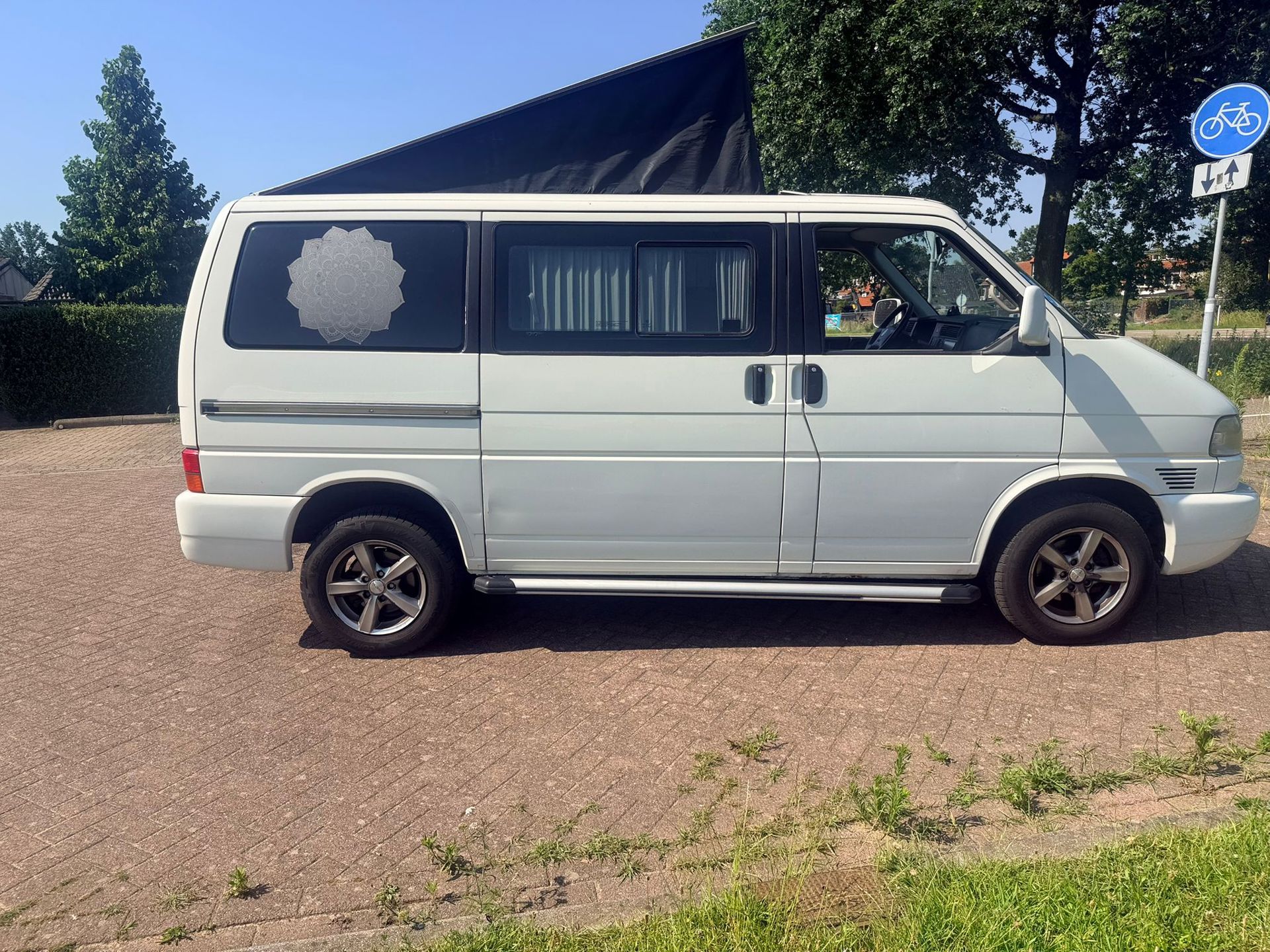 Foto van Volkswagen Transporter Bestel 1,0 Tdi 75 KW