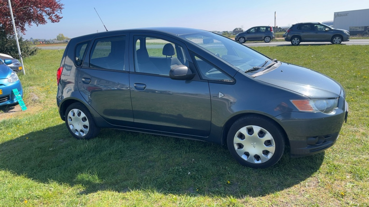 Foto van Mitsubishi Mitsubishi Colt