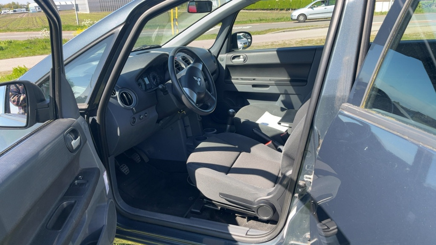 Foto van Mitsubishi Mitsubishi Colt
