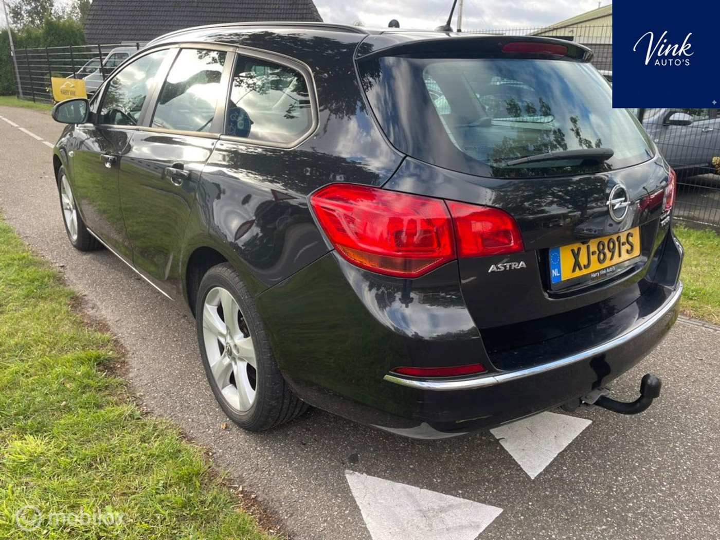 Foto van Opel Astra Sports Tourer