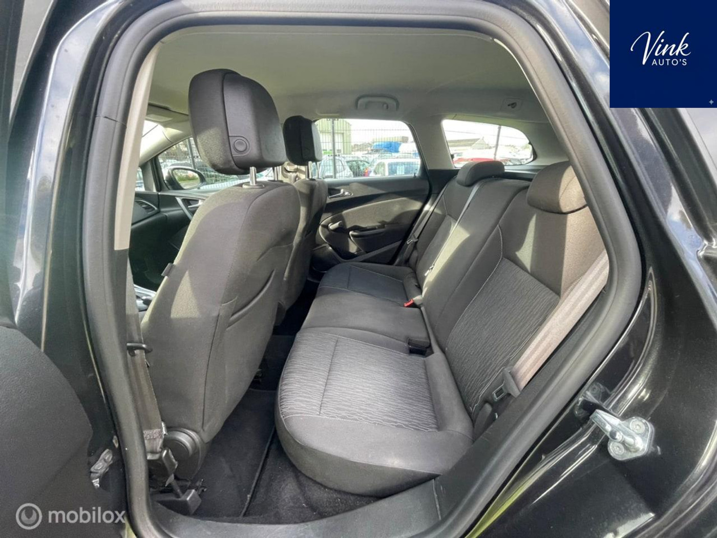 Foto van Opel Astra Sports Tourer