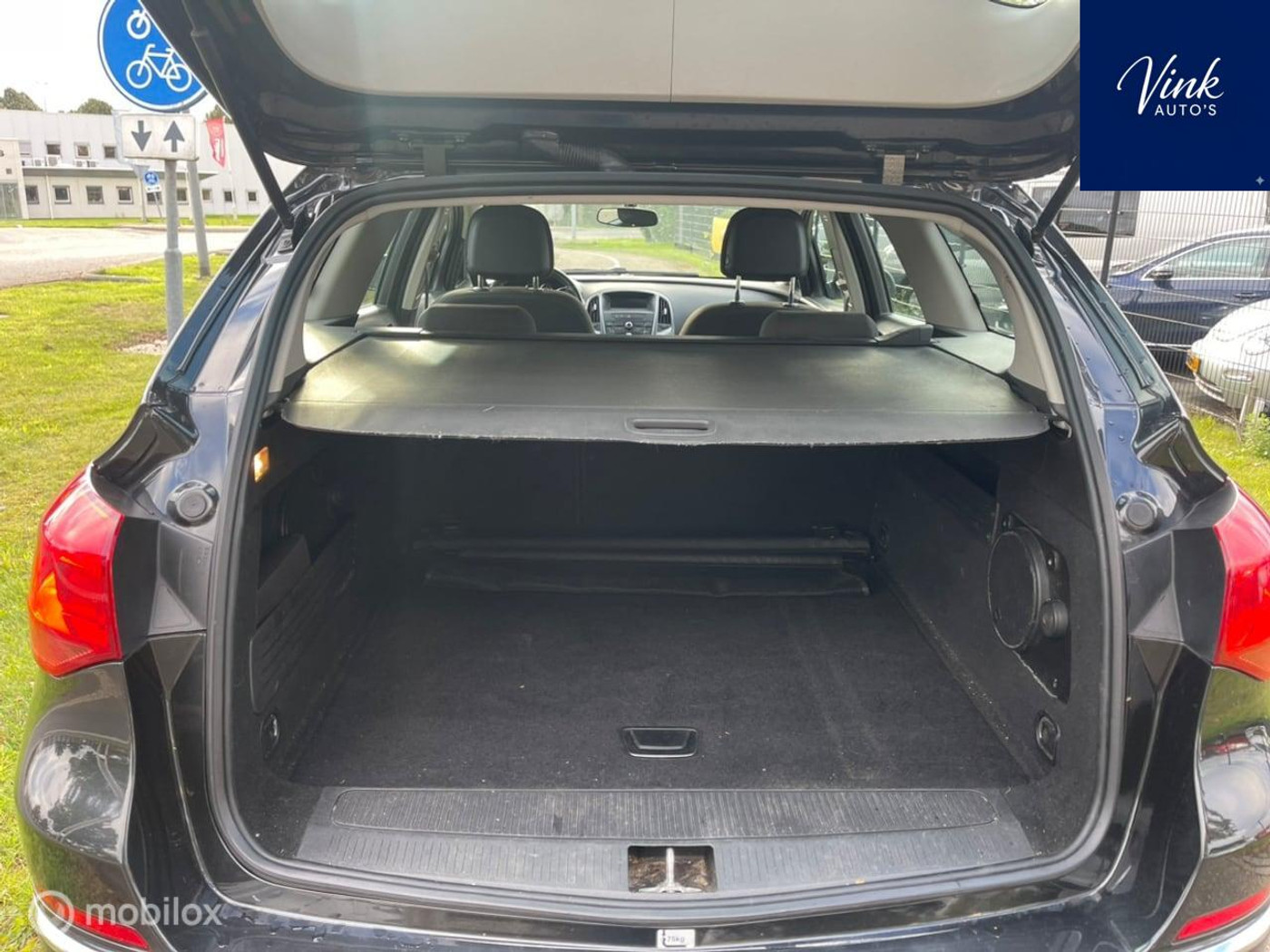 Foto van Opel Astra Sports Tourer