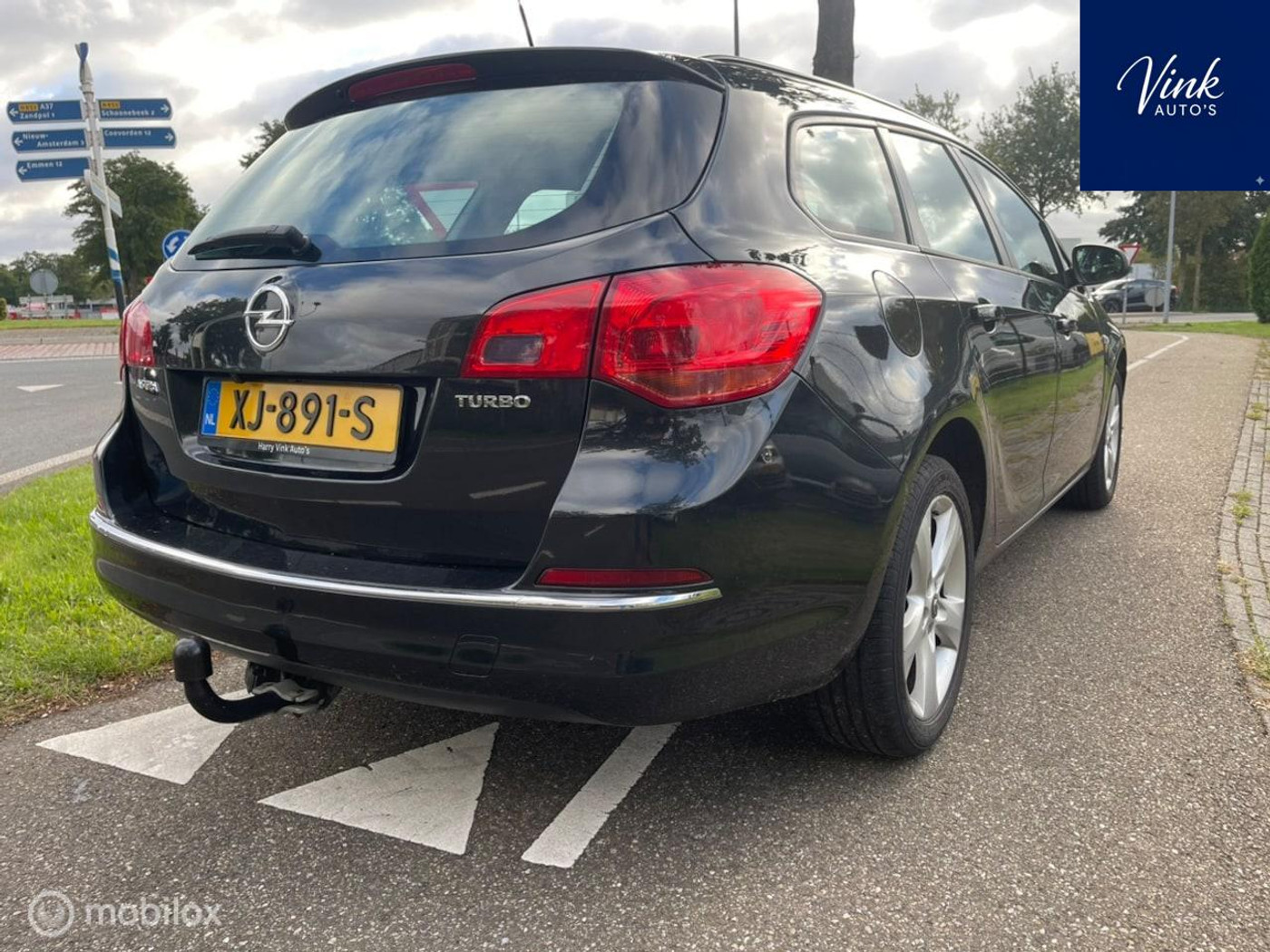 Foto van Opel Astra Sports Tourer