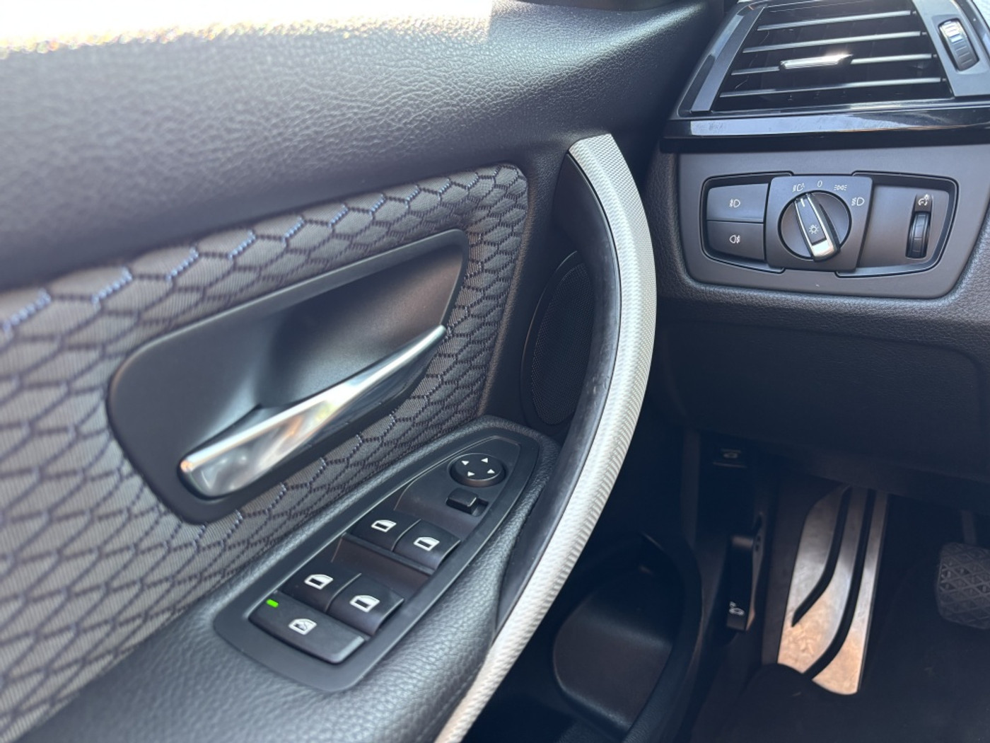 Foto van BMW 320i