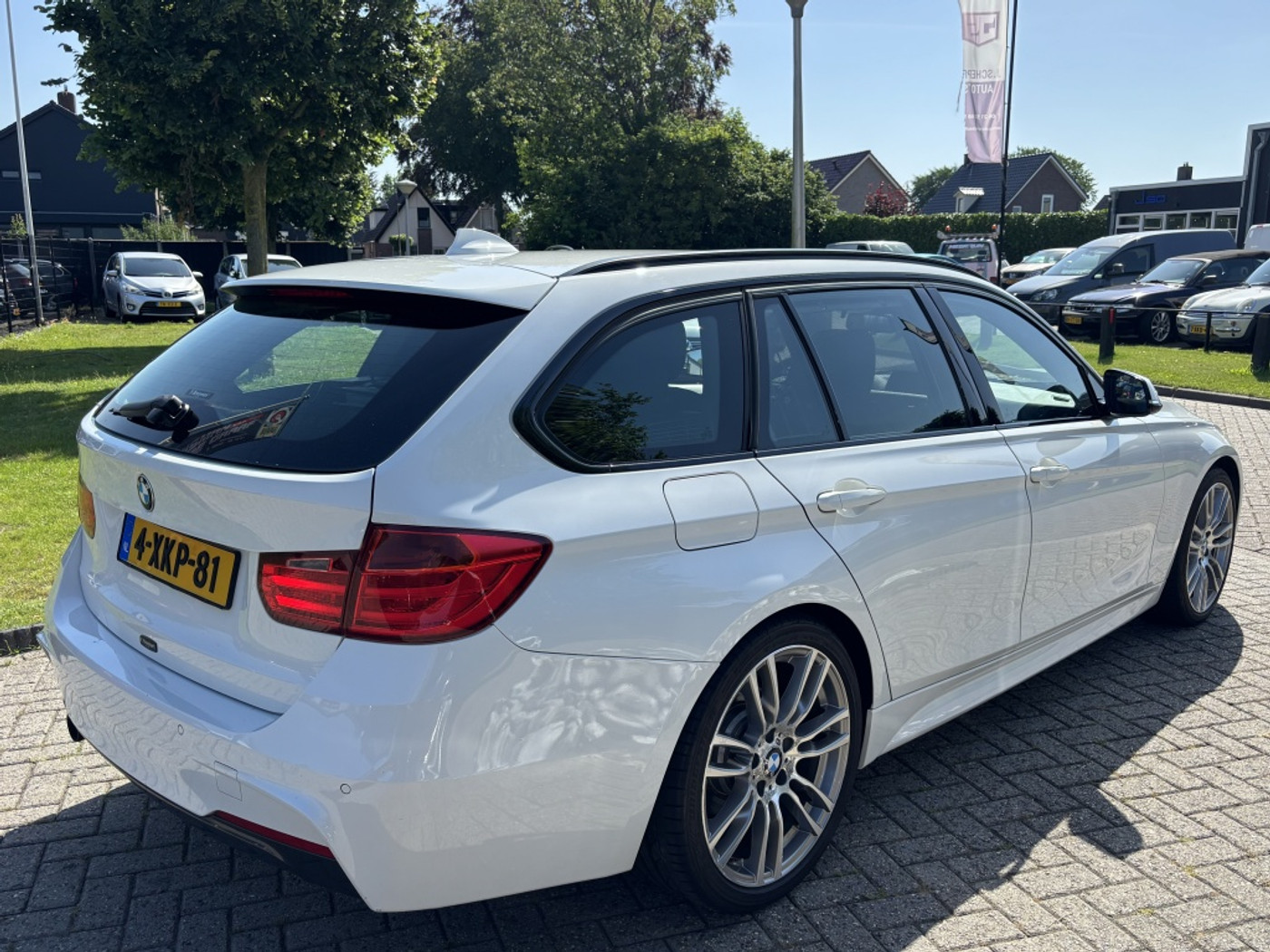 Foto van BMW 320i