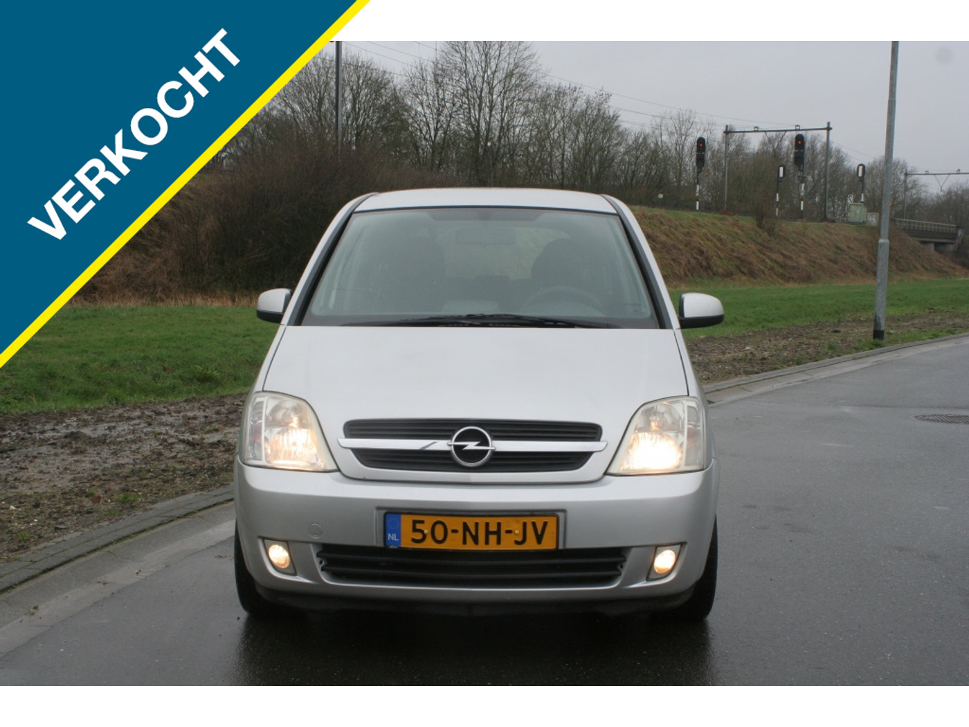 Opel Meriva-a 1.6-16V Cosmo 2003 - voorkant