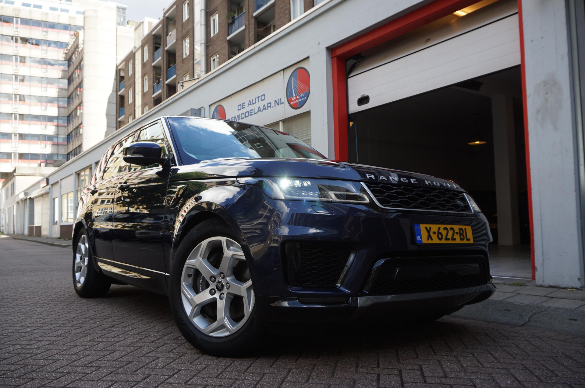 Land Rover Range Rover Sport 2.0 P400e HSE Black Optic | Ivoorwit Leder | Panoramadak | Meridian sound | 2019 - voorkant