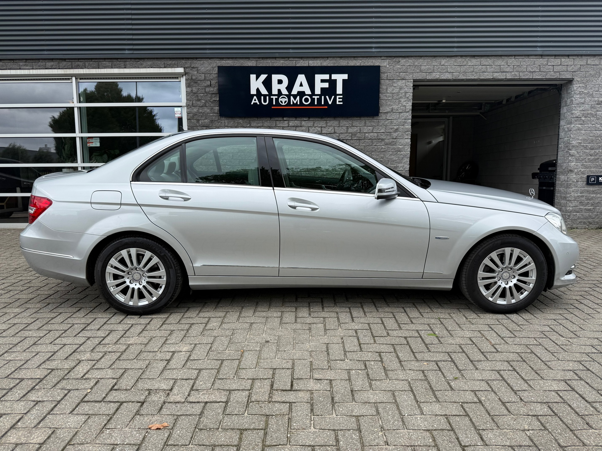Foto van Mercedes-Benz C 180