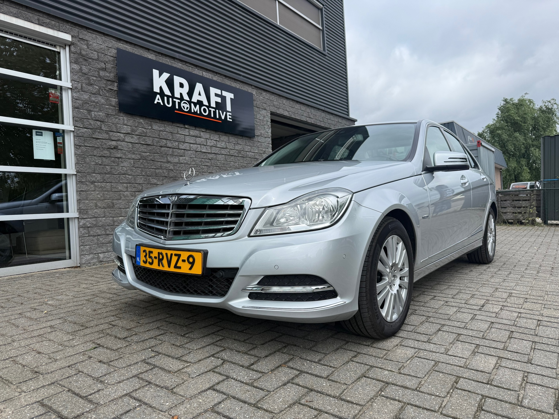 Foto van Mercedes-Benz C 180