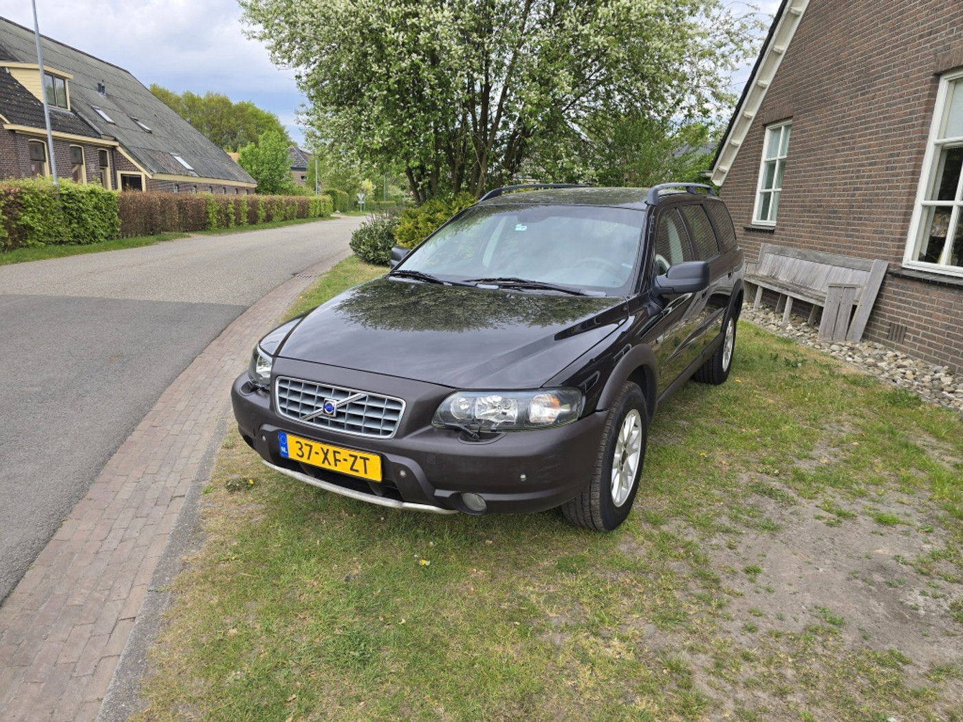 Volvo Xc70 2.4 D5 Comfort Line 2004 - voorkant
