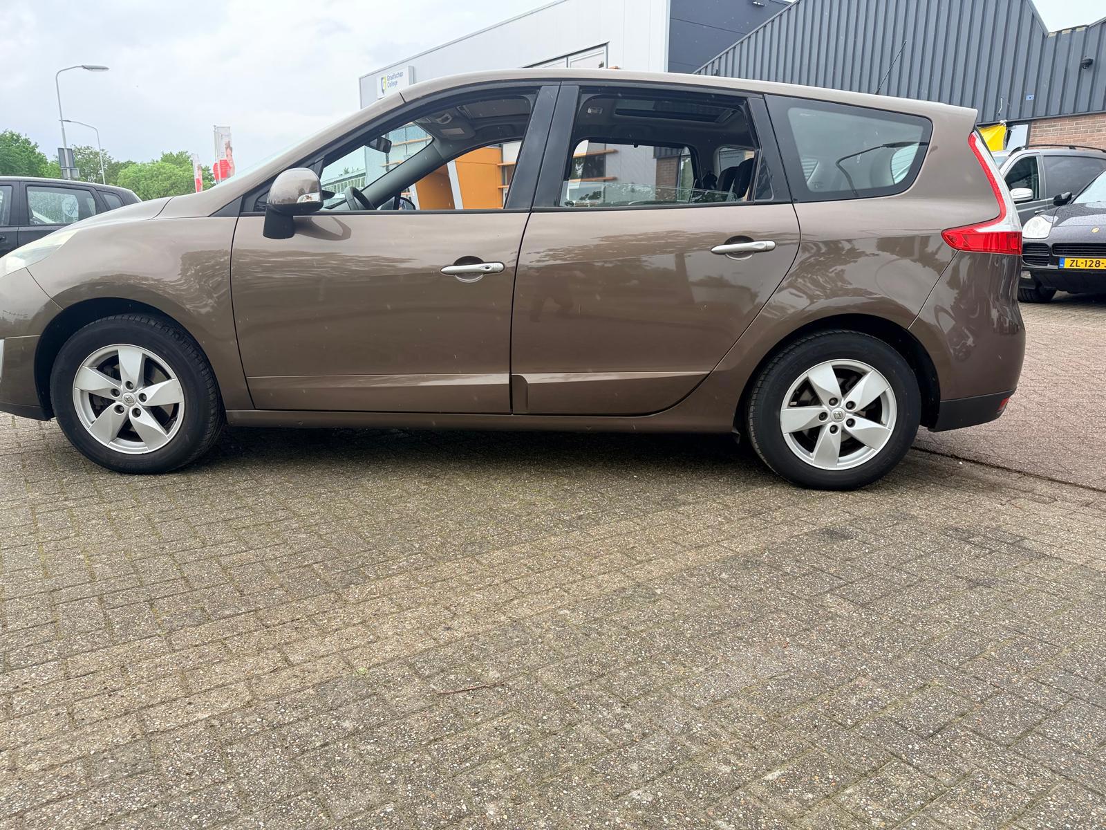 Foto van Renault Megane Scenic