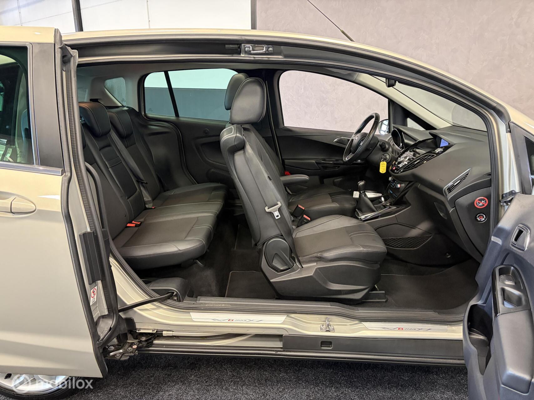 Foto van Ford B-max