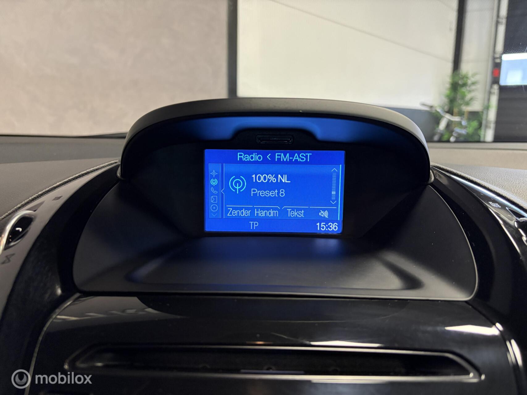 Foto van Ford B-max