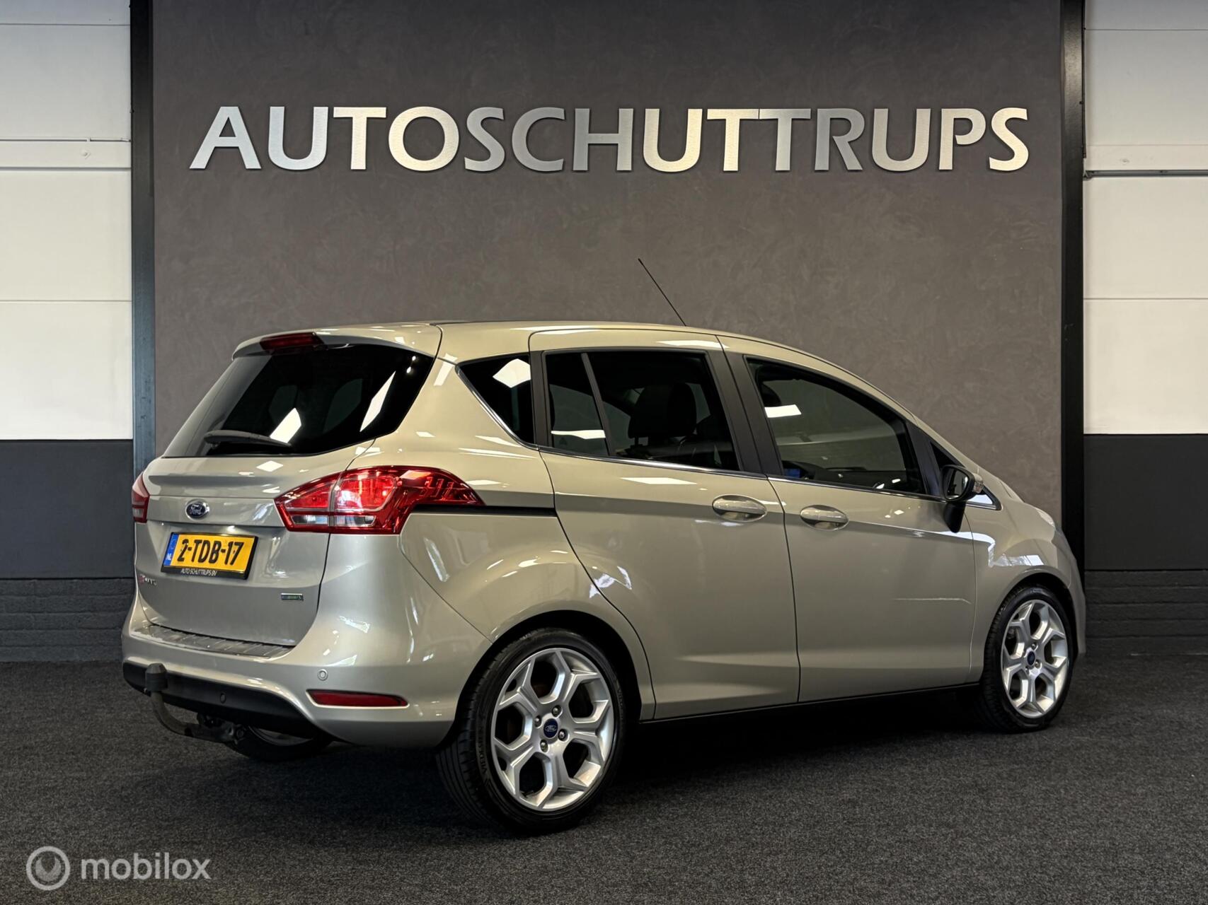 Foto van Ford B-max