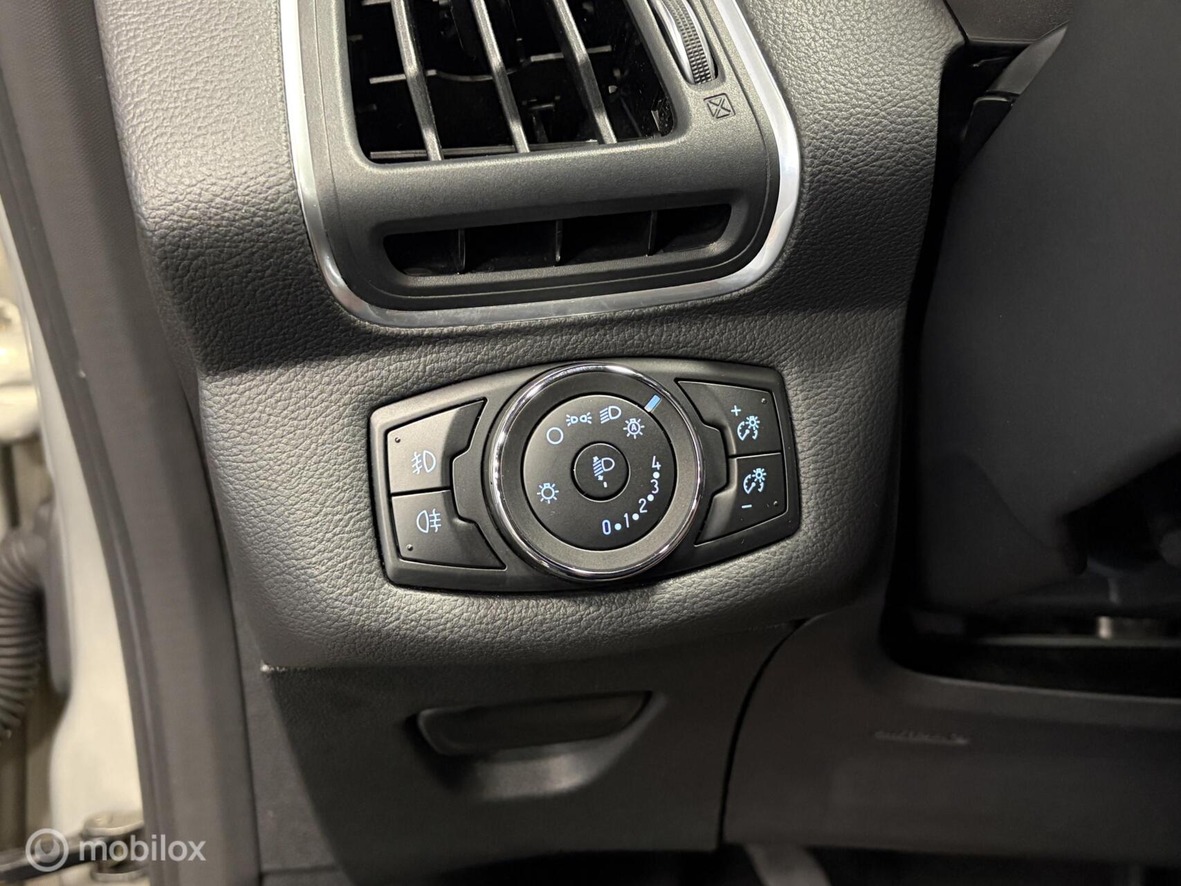 Foto van Ford B-max