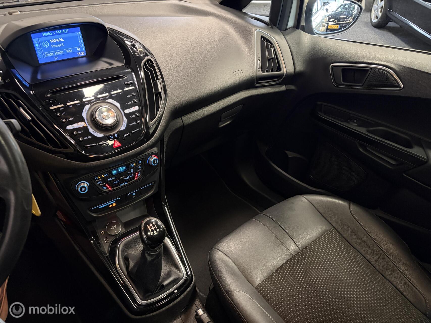 Foto van Ford B-max