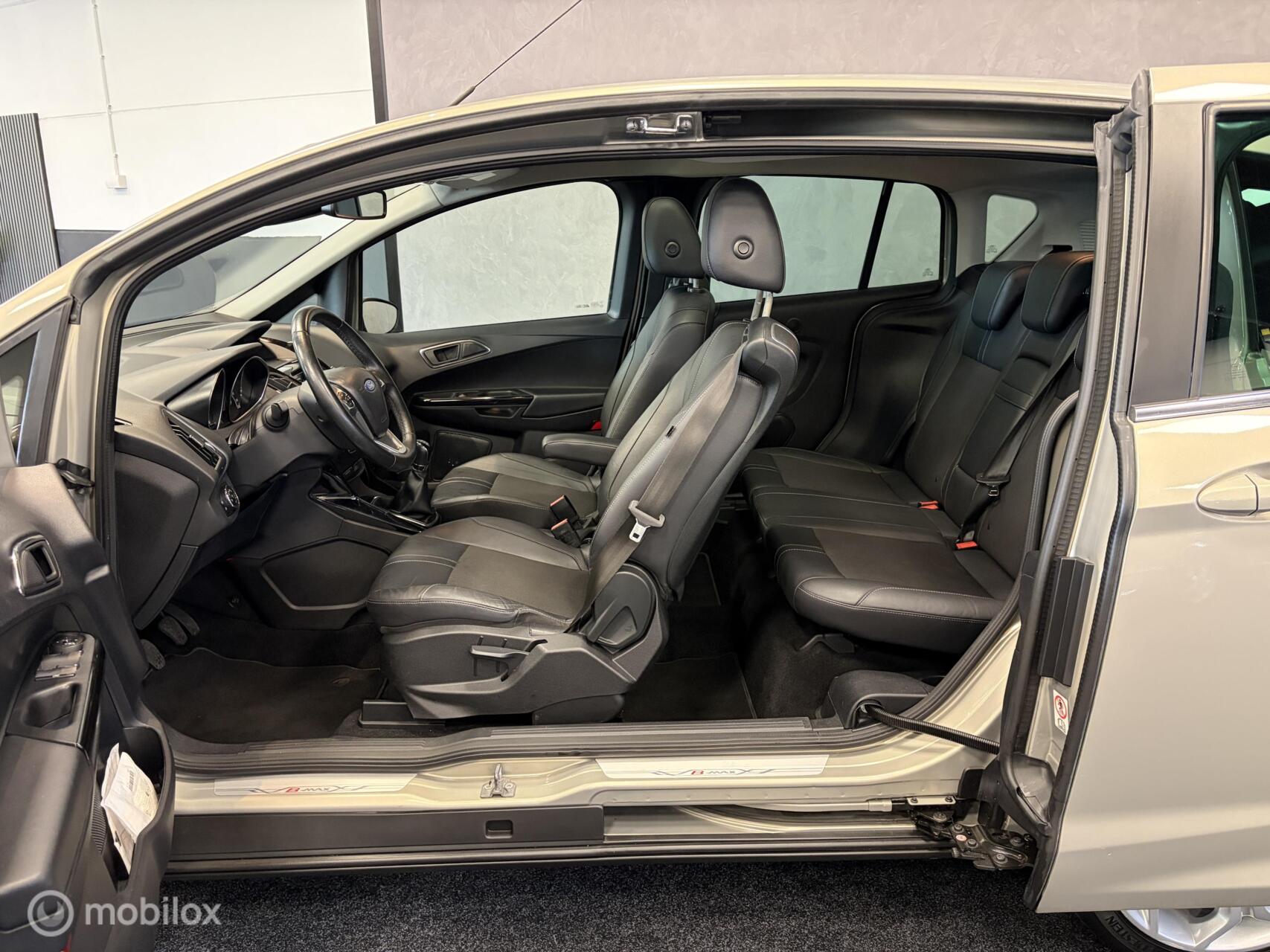 Foto van Ford B-max
