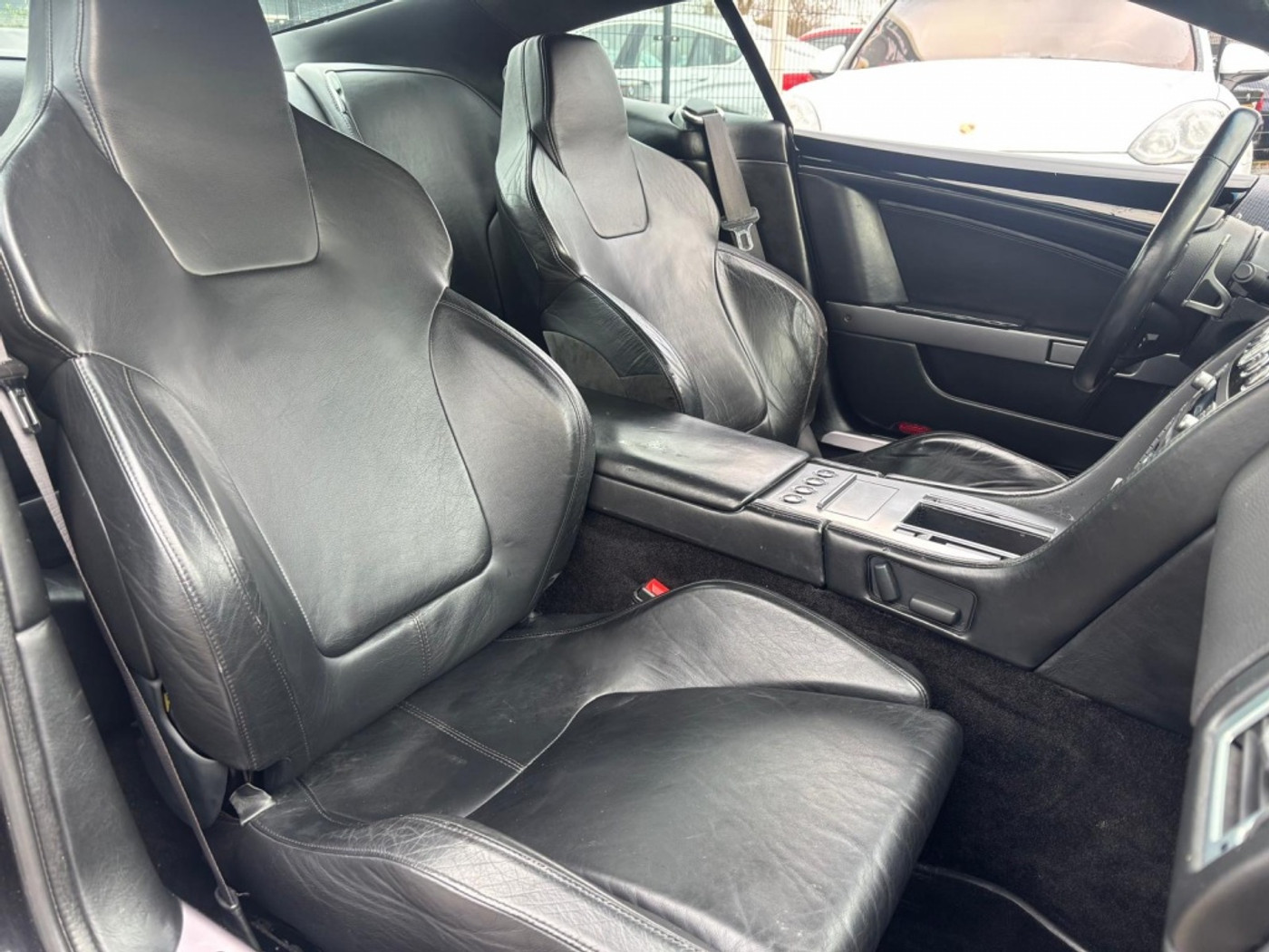 Foto van Aston Martin Db9