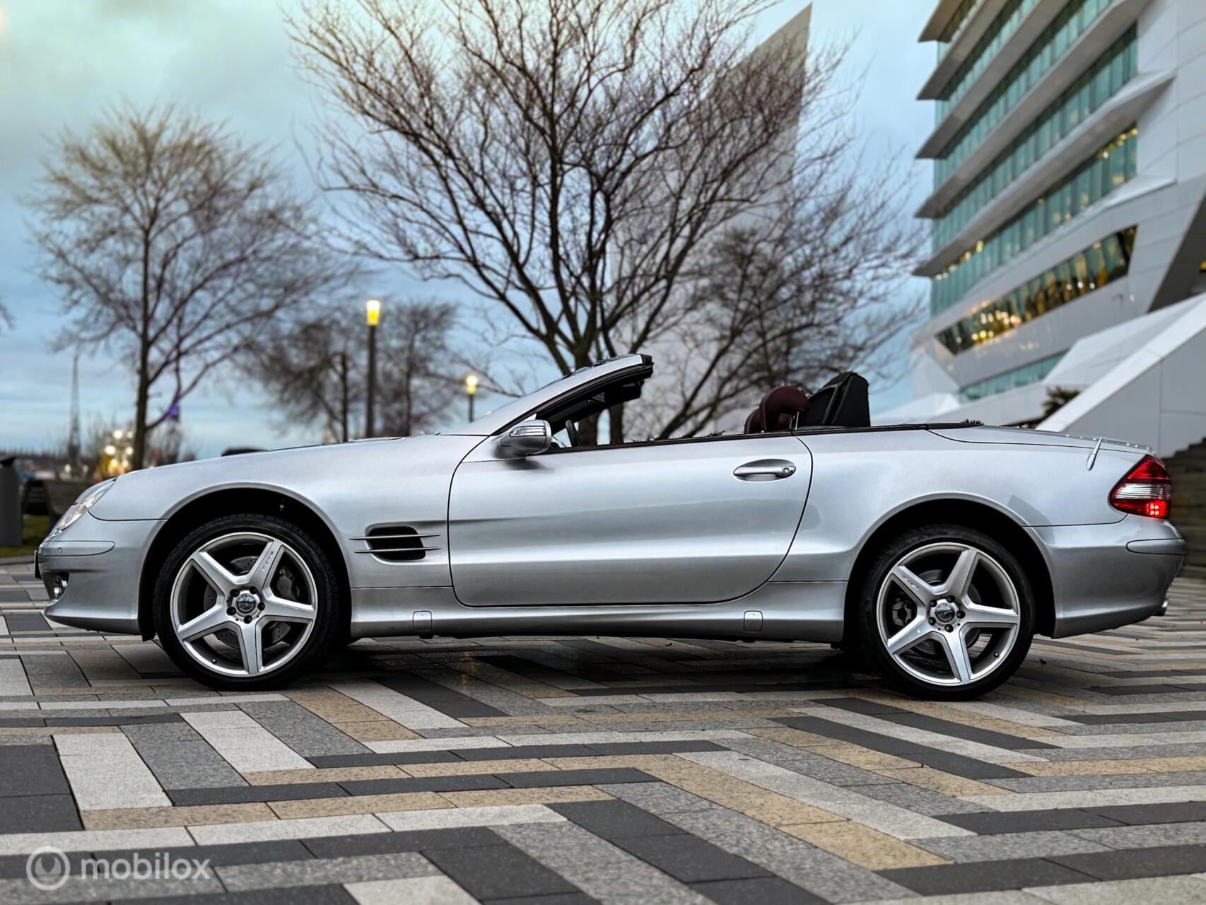 Foto van Mercedes-Benz SL 500
