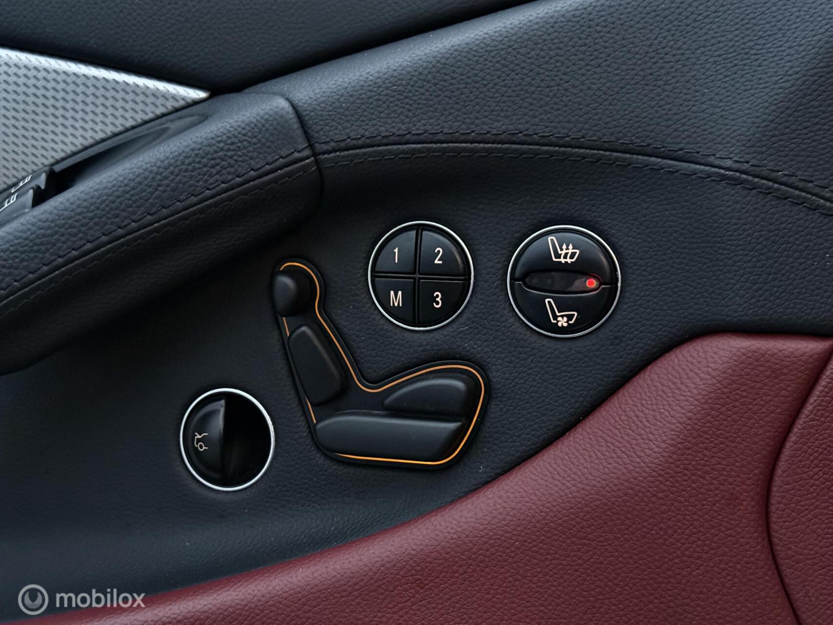 Foto van Mercedes-Benz SL 500