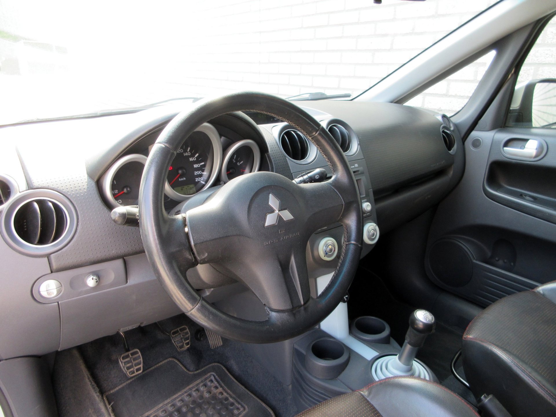 Foto van Mitsubishi Mitsubishi Colt