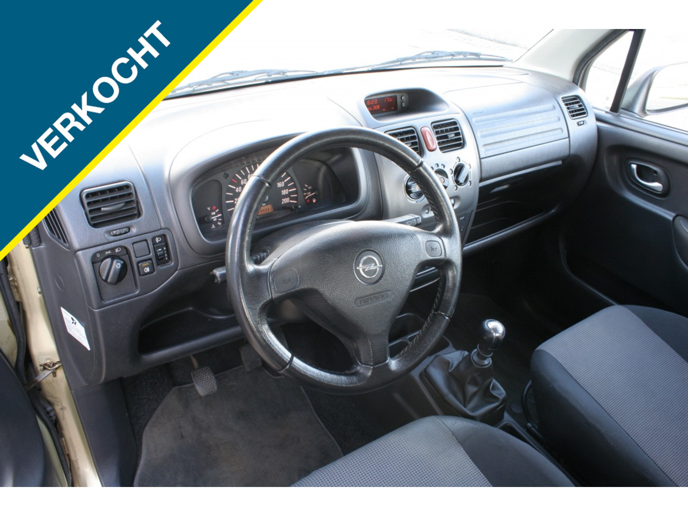 Foto van Opel Agila