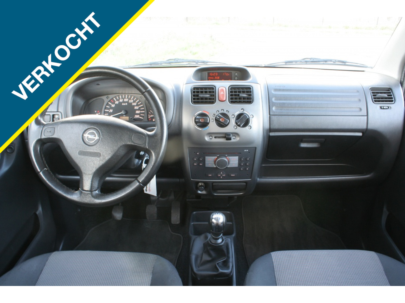 Foto van Opel Agila