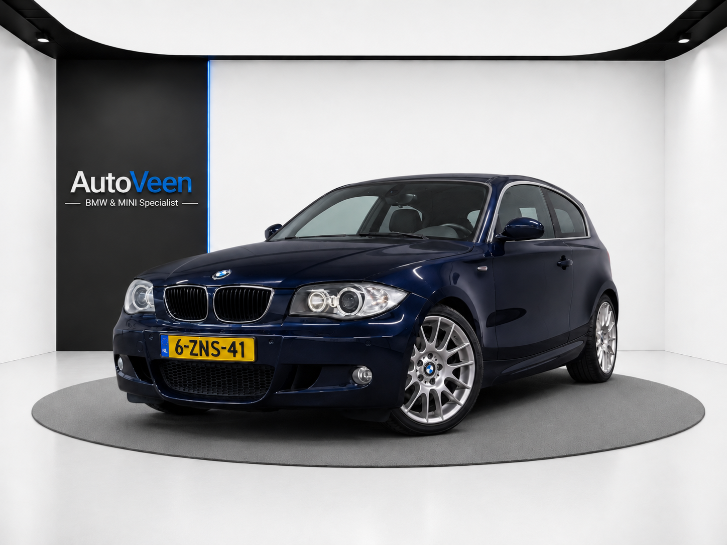 BMW 1er Reihe 120i (M-SPORT, STOELVERWARMING, HALF LEDER, AIRCO, GOED ONDERHOUDEN) 2007 - voorkant