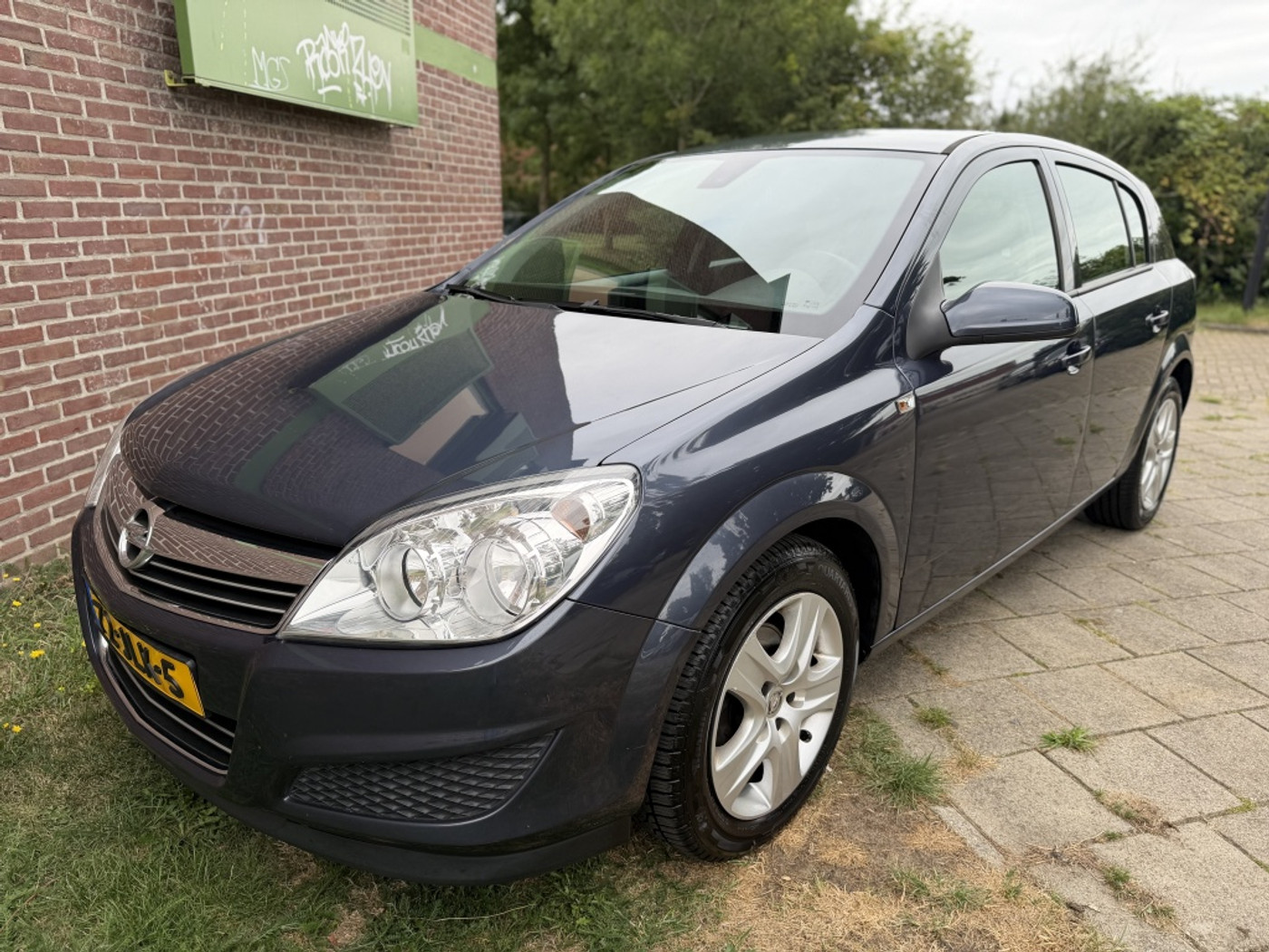Opel Astra 1.4 Edition 2009 - voorkant