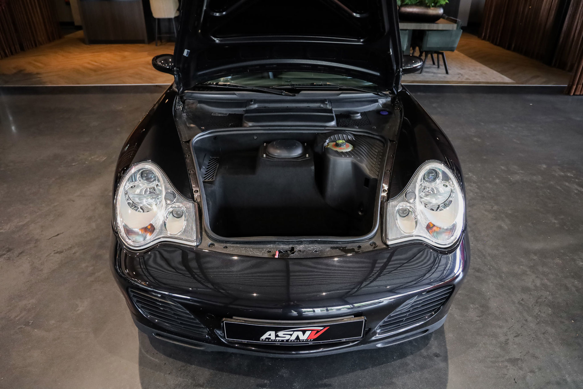 Foto van Porsche 911 Carrera