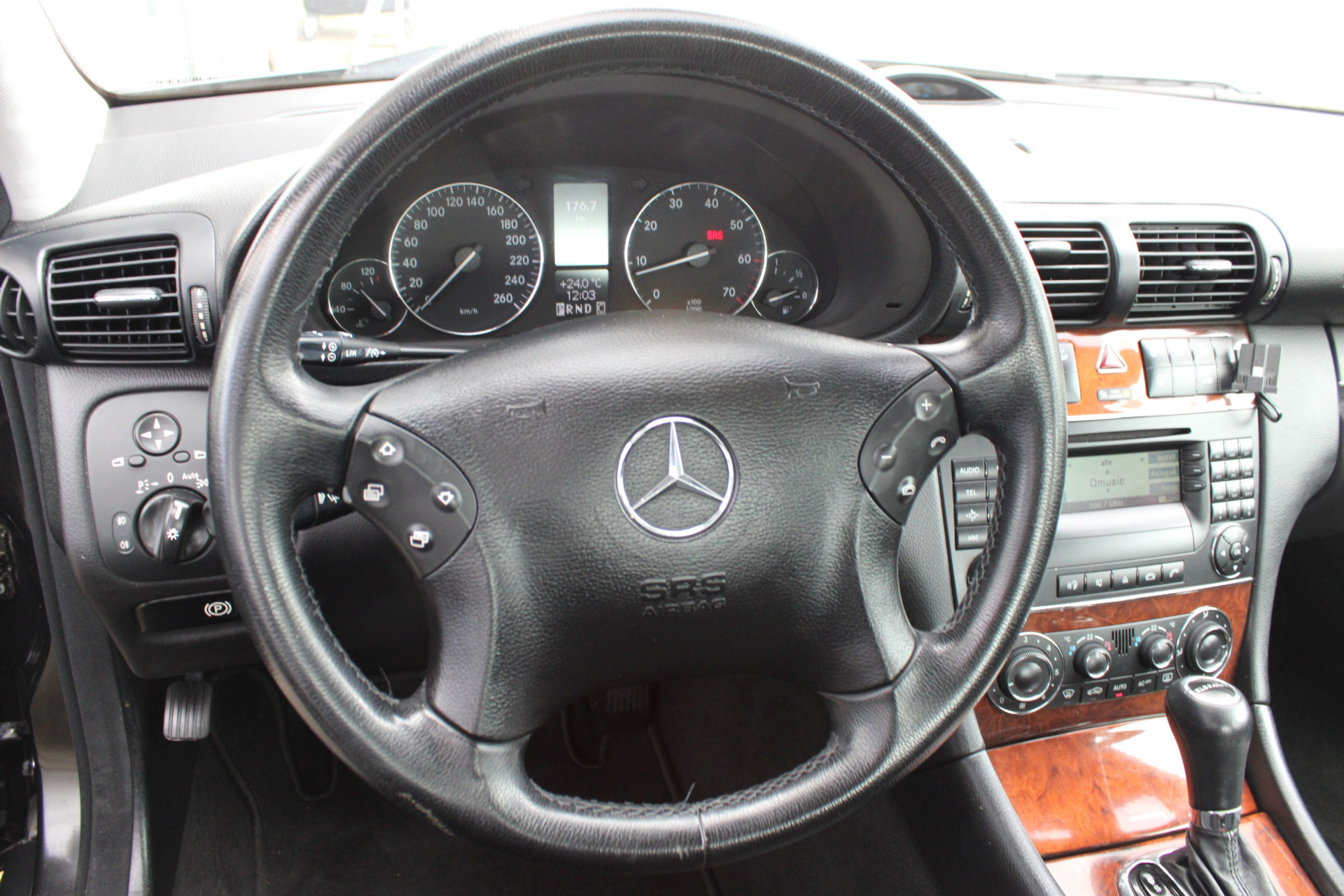 Foto van Mercedes-Benz C 200 Kompressor