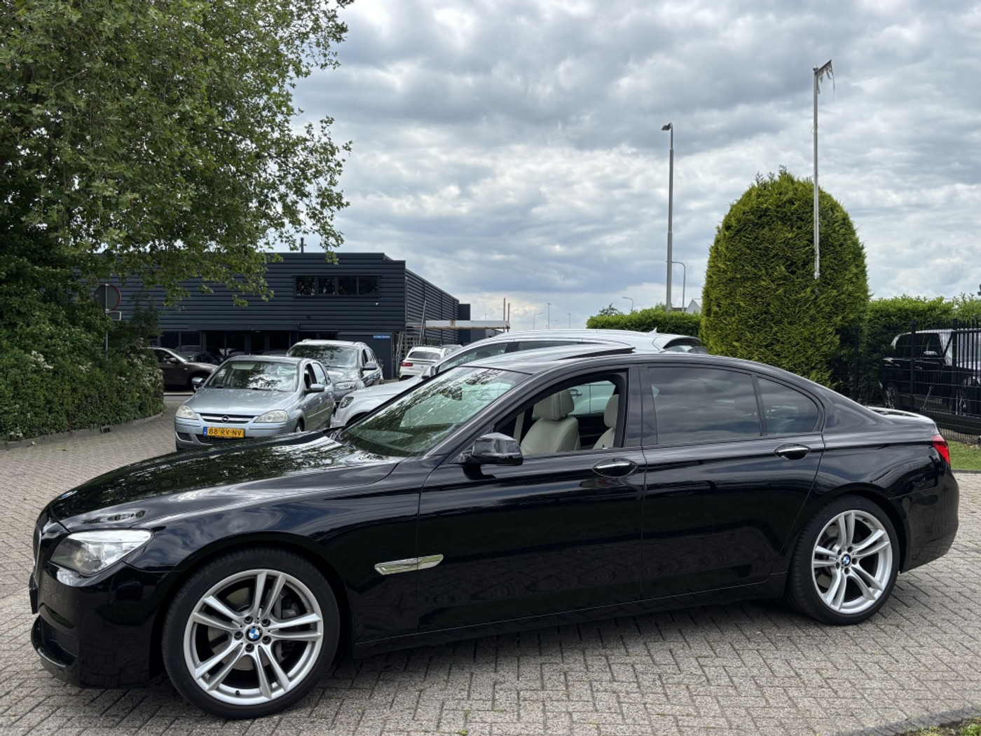 Foto van BMW 740i