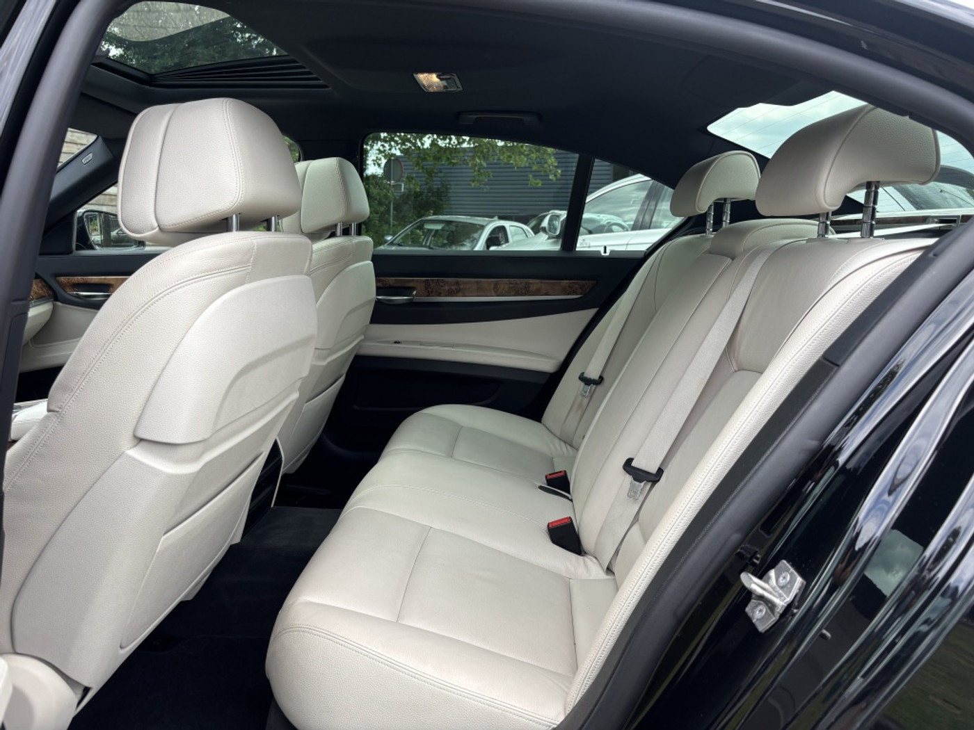 Foto van BMW 740i