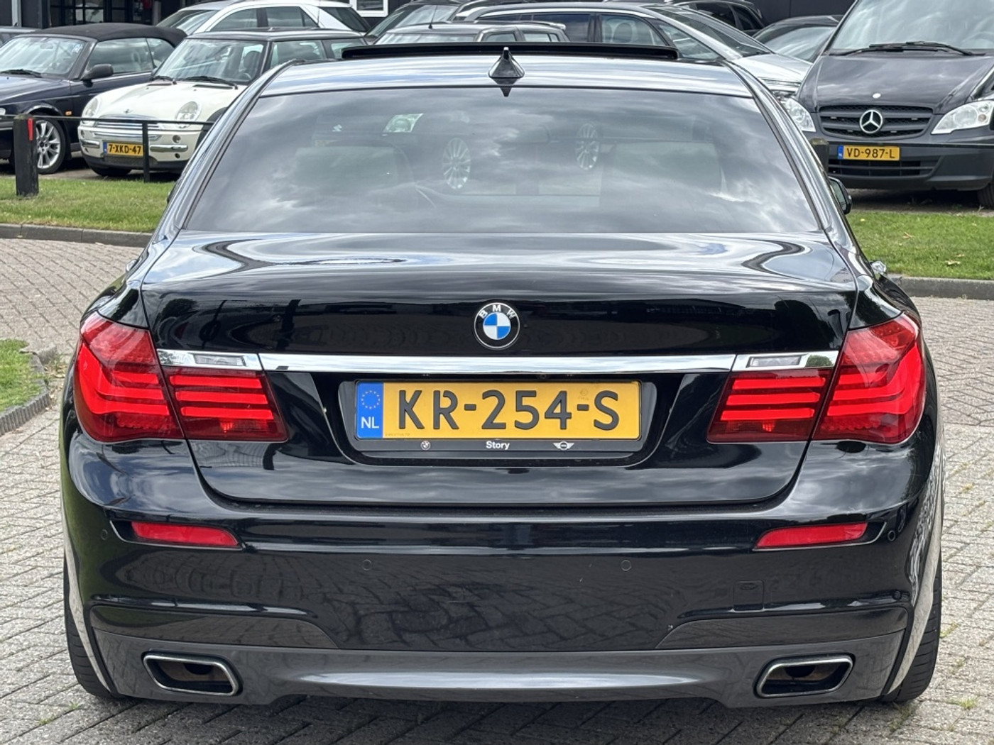 Foto van BMW 740i