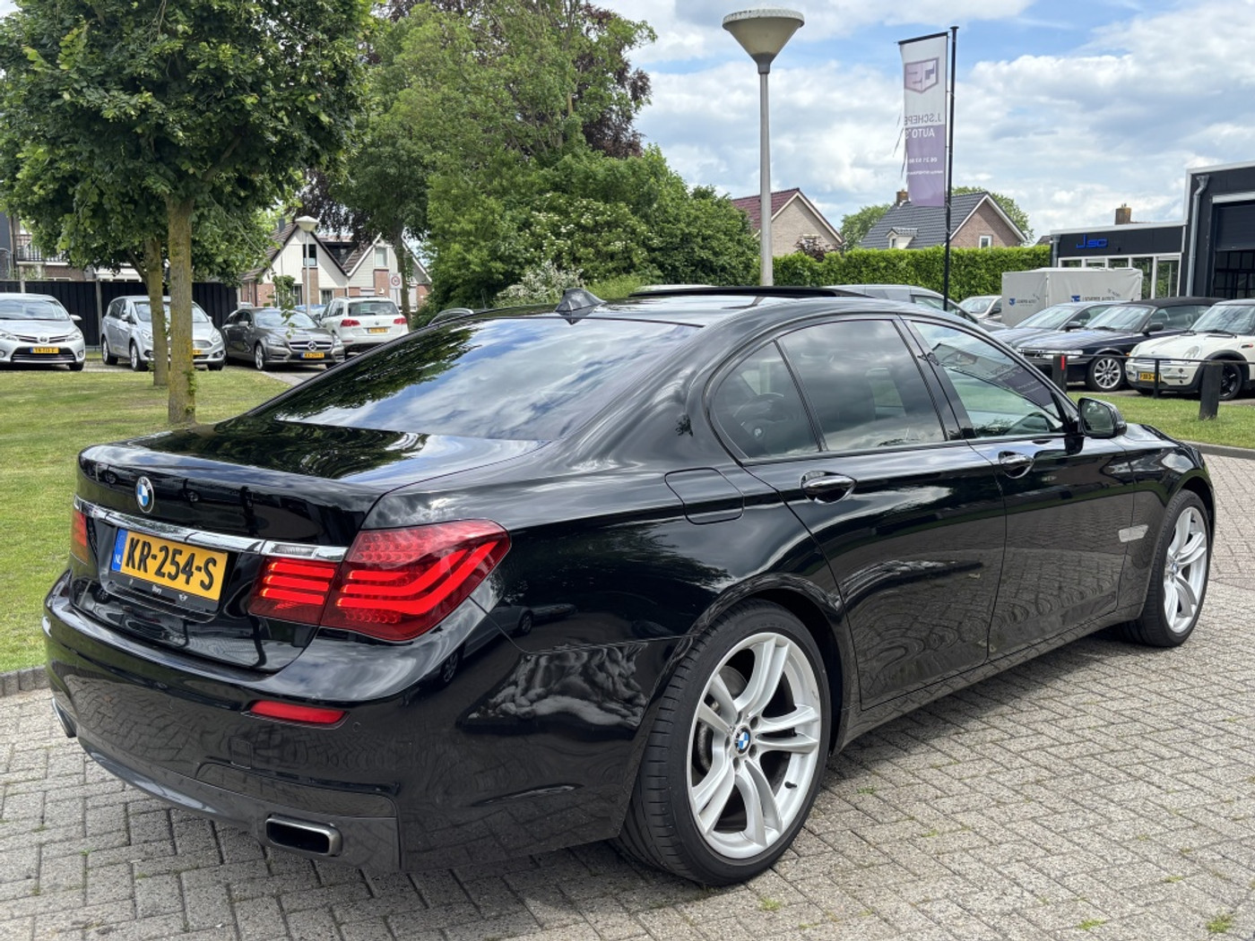 Foto van BMW 740i
