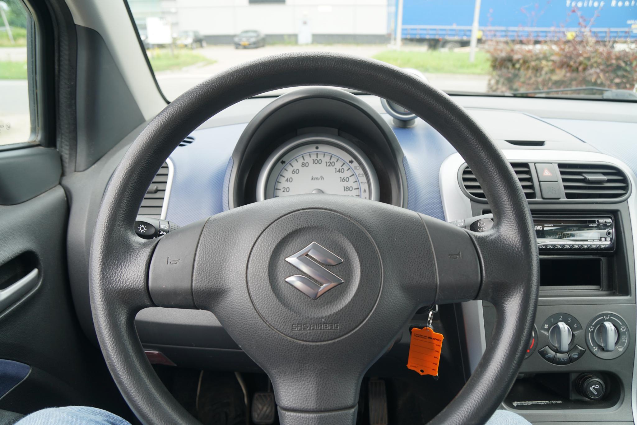 Foto van Suzuki Splash
