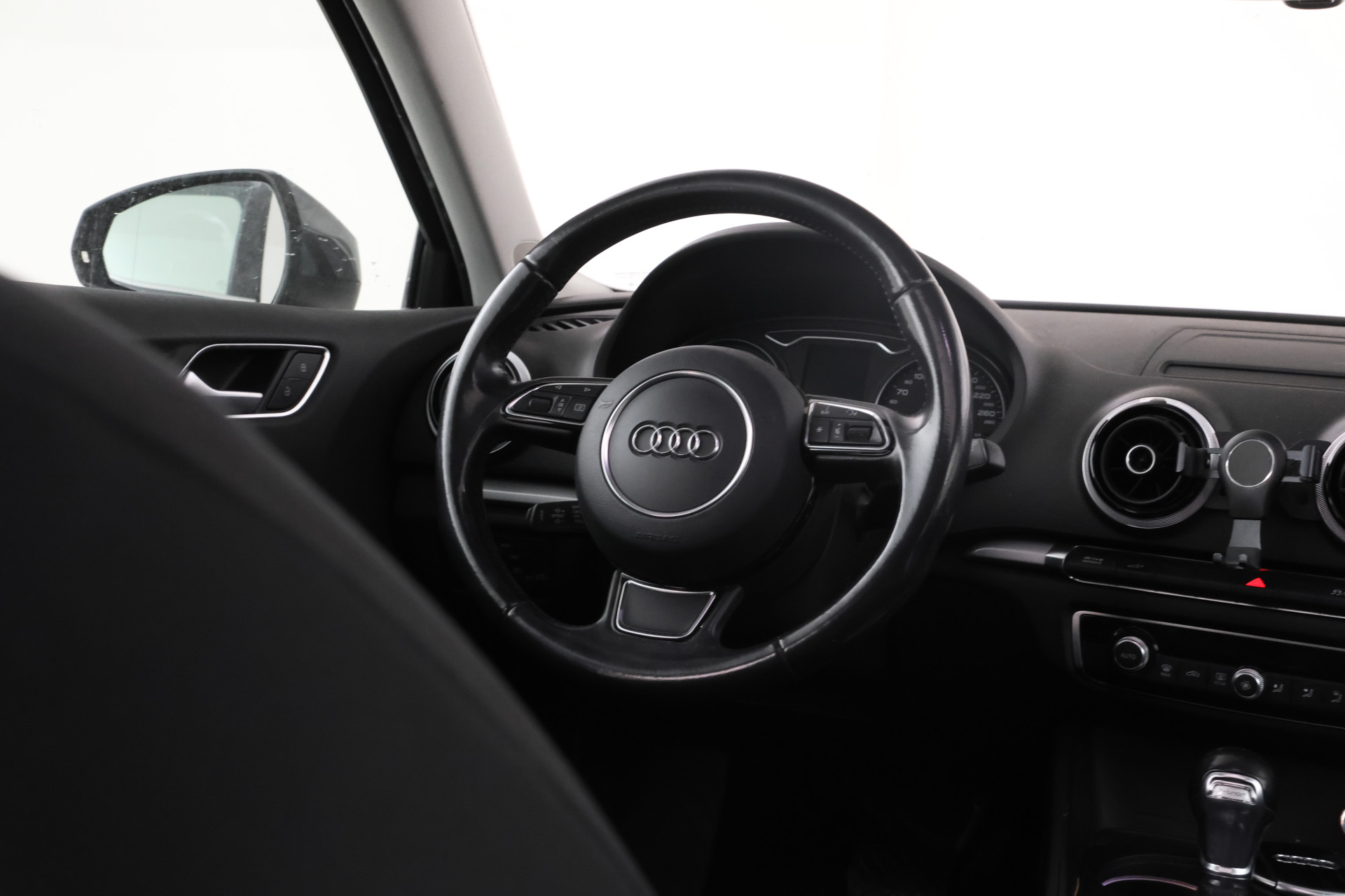Foto van Audi A3 Sportback E-tron